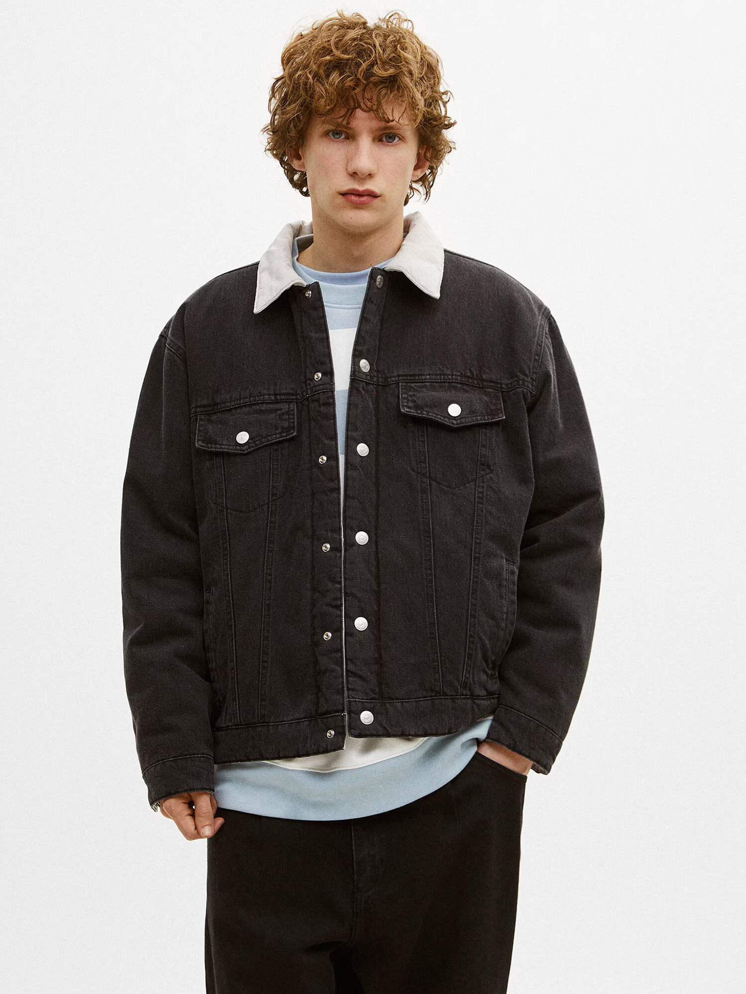 Pull&Bear Geacă de primăvară-toamnă gri deschis / negru denim - Pled.ro