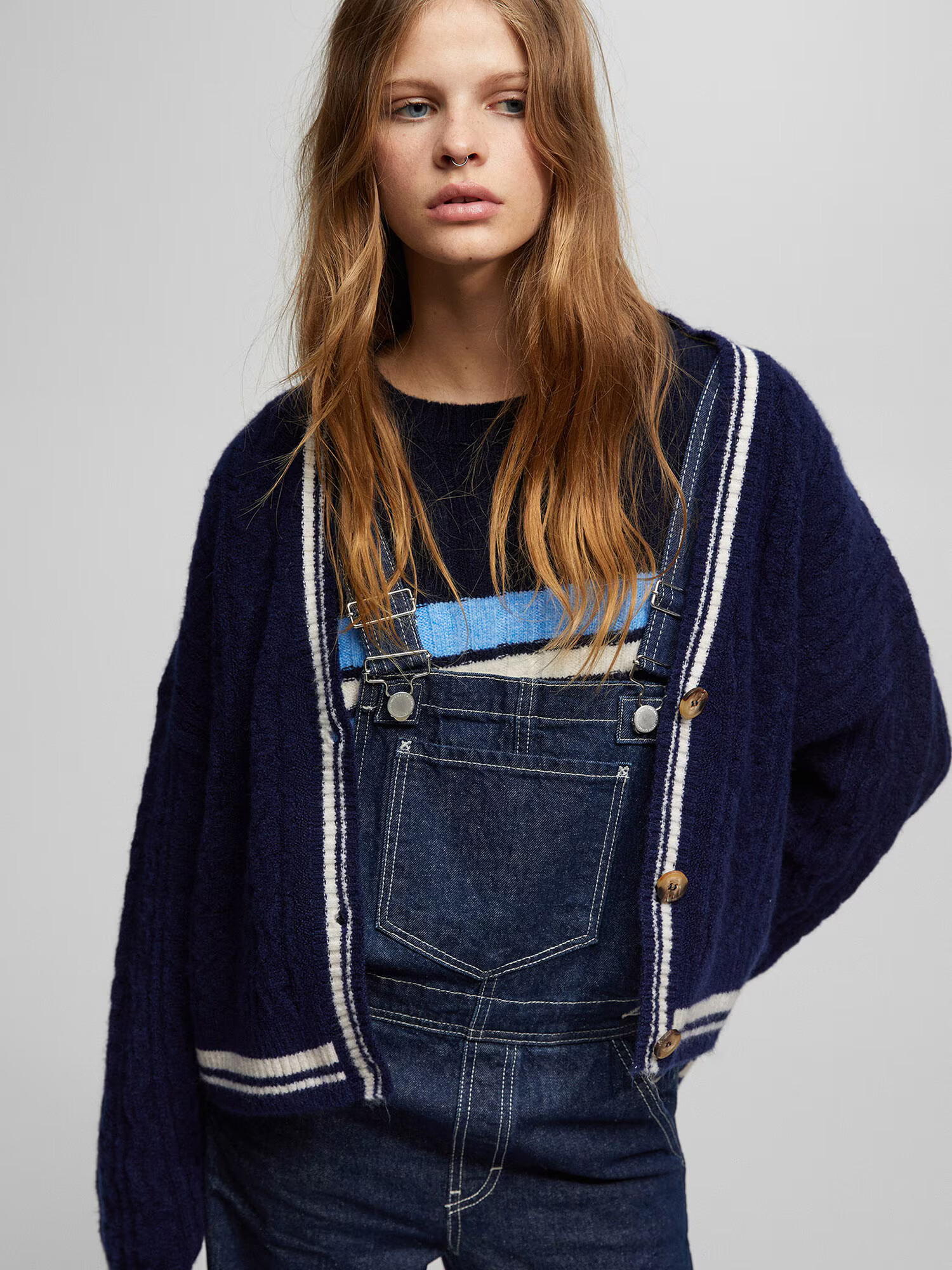 Pull&Bear Geacă tricotată bleumarin / alb - Pled.ro