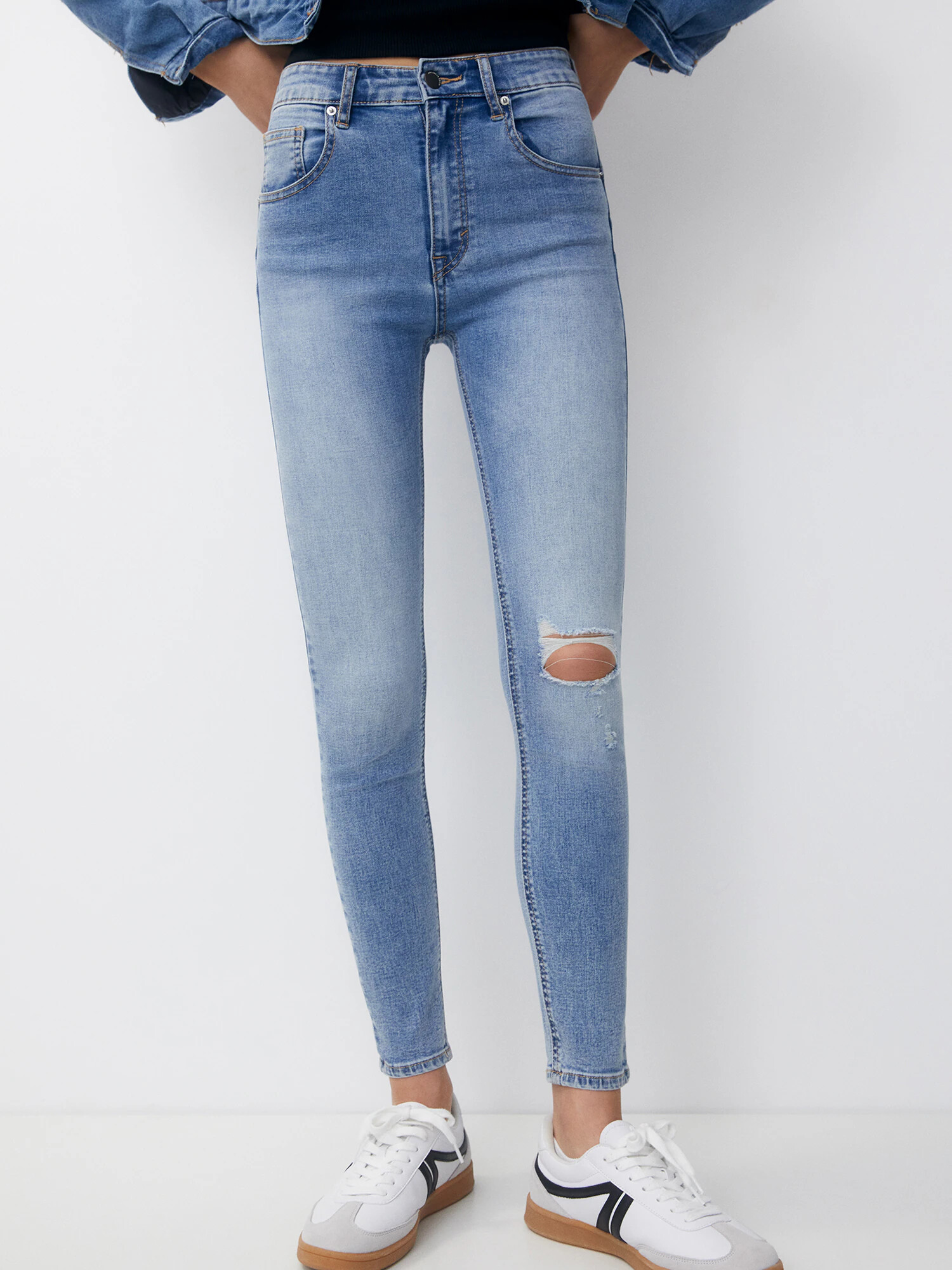 Pull&Bear Jeans albastru deschis - Pled.ro