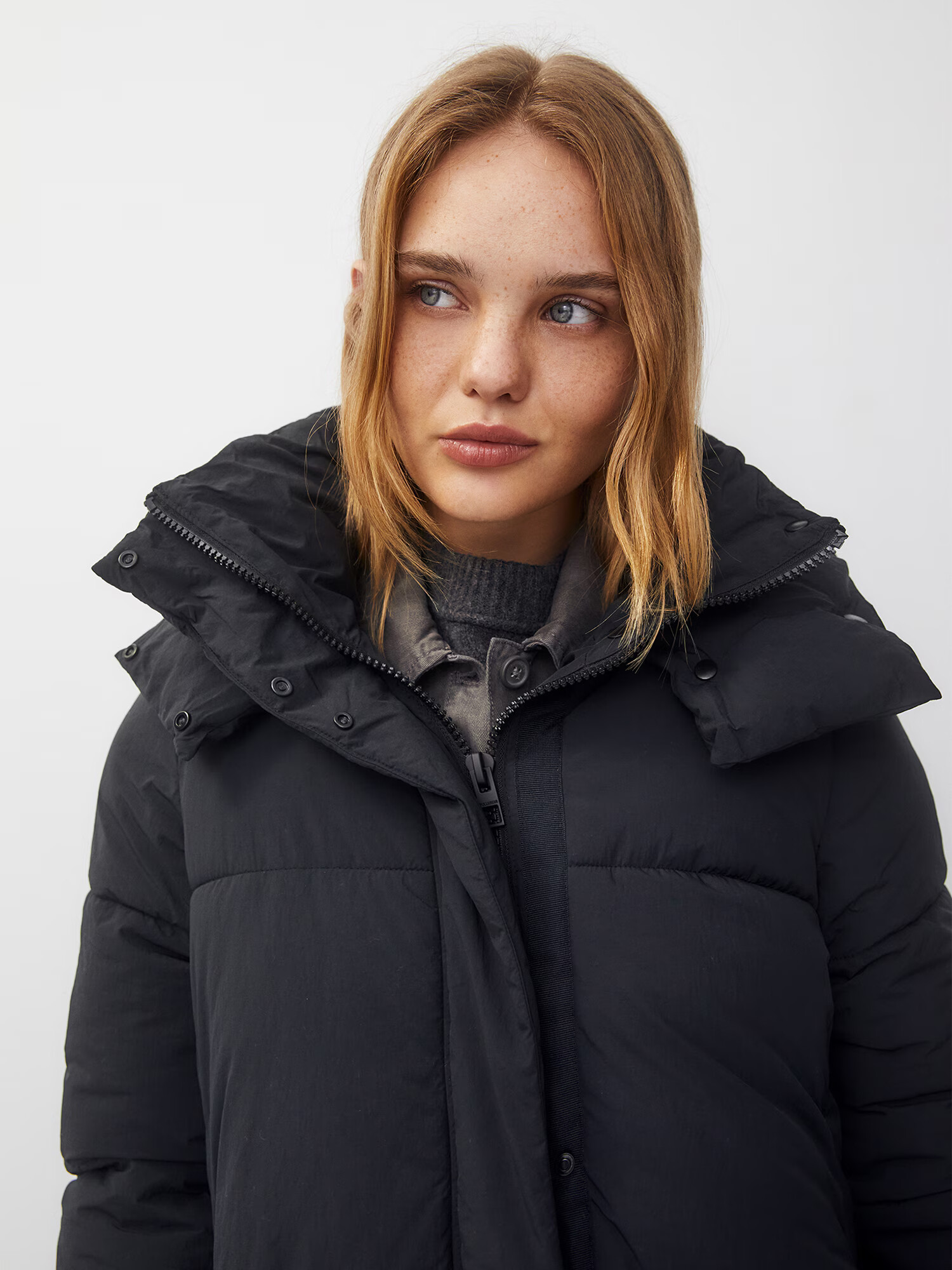 Pull&Bear Palton de iarnă negru - Pled.ro