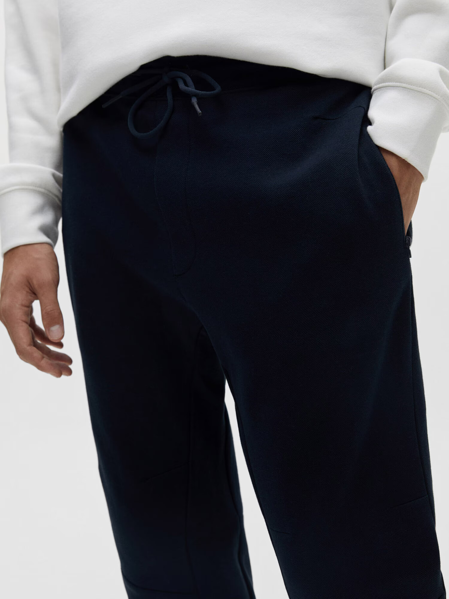 Pull&Bear Pantaloni bleumarin - Pled.ro