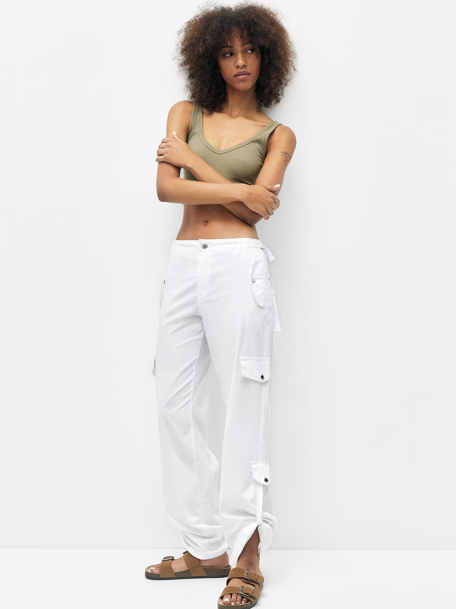 Pull&Bear Pantaloni cu buzunare alb - Pled.ro