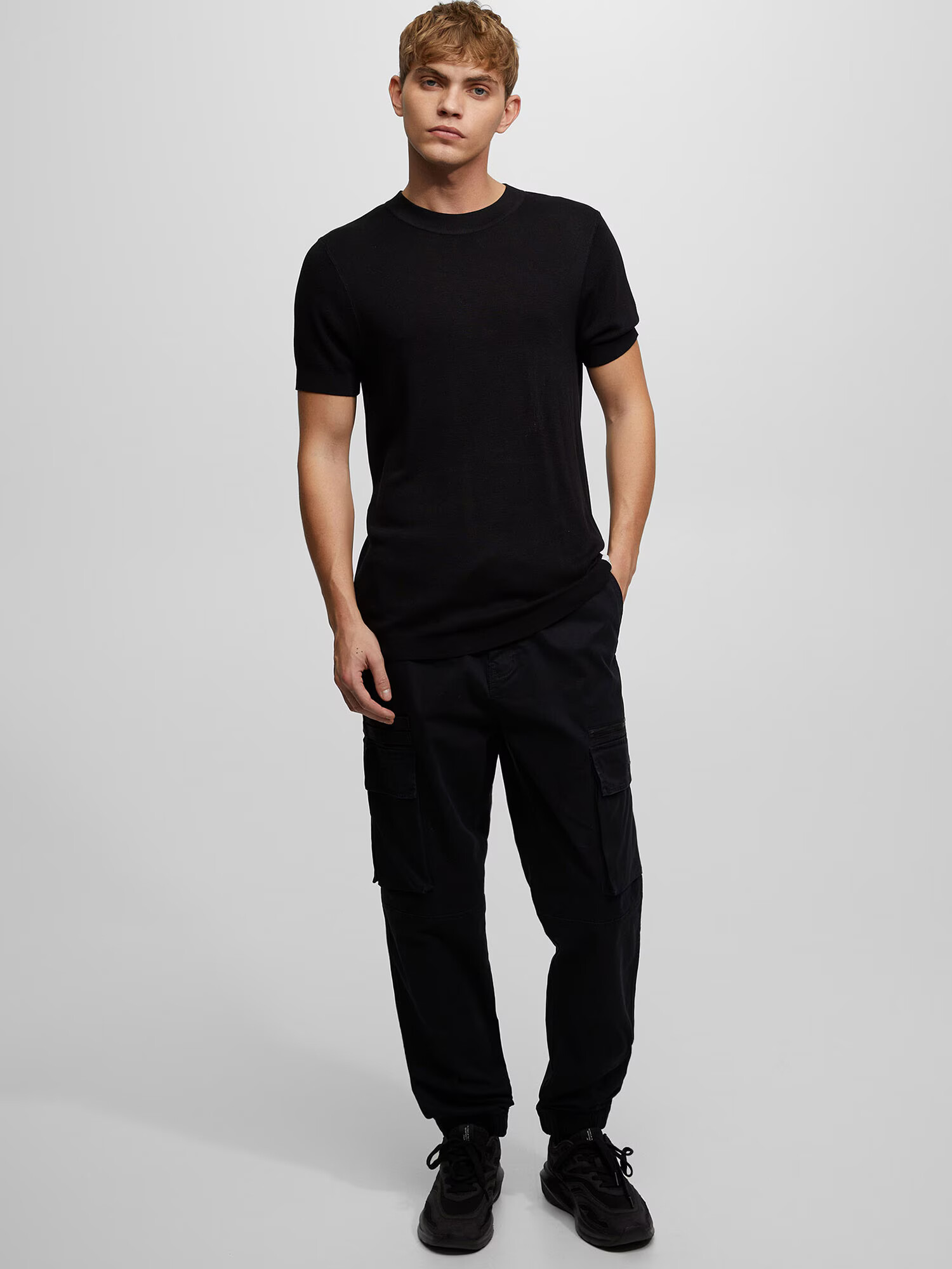 Pull&Bear Pantaloni cu buzunare negru - Pled.ro