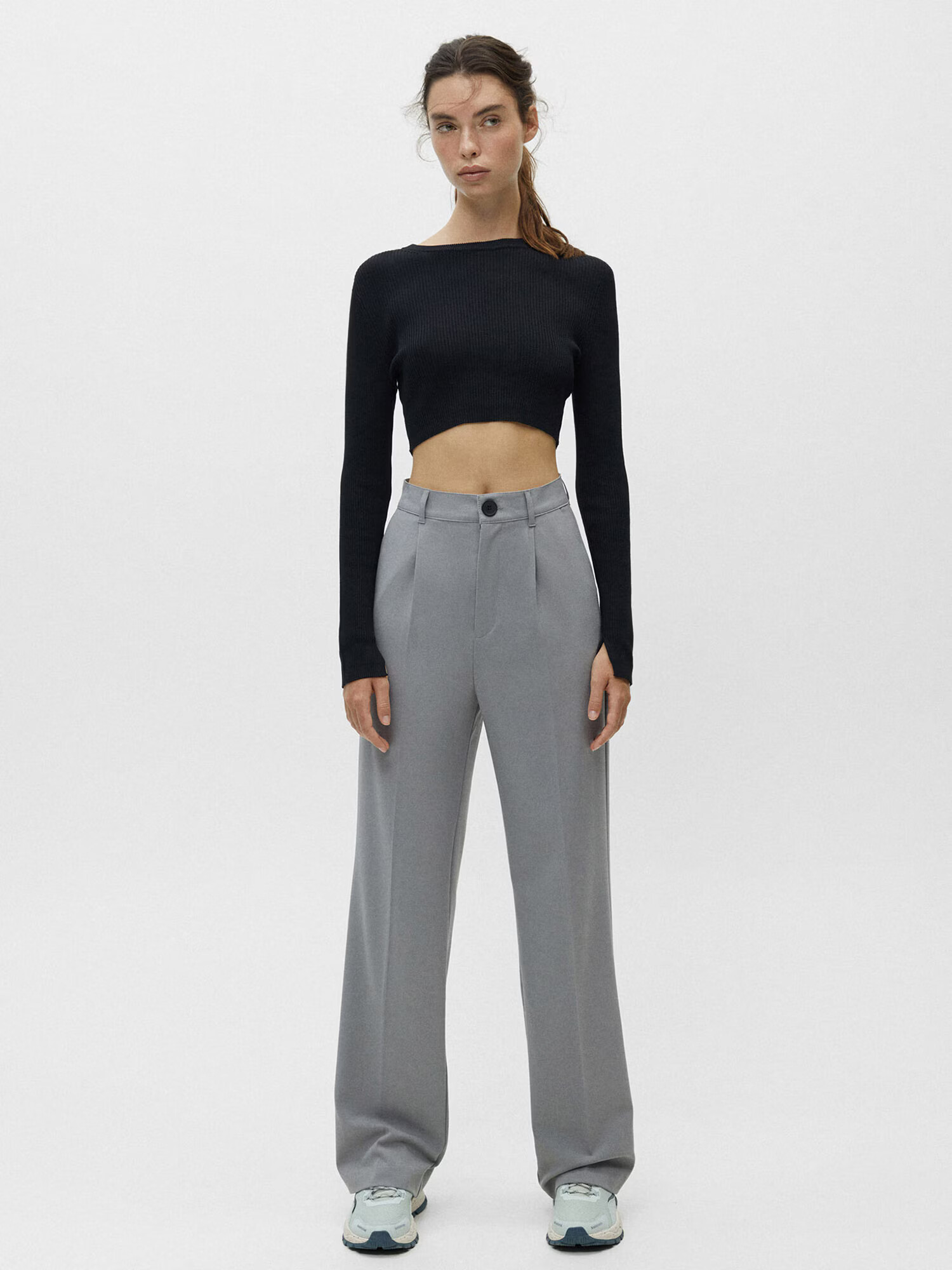 Pull&Bear Pantaloni cutați gri - Pled.ro