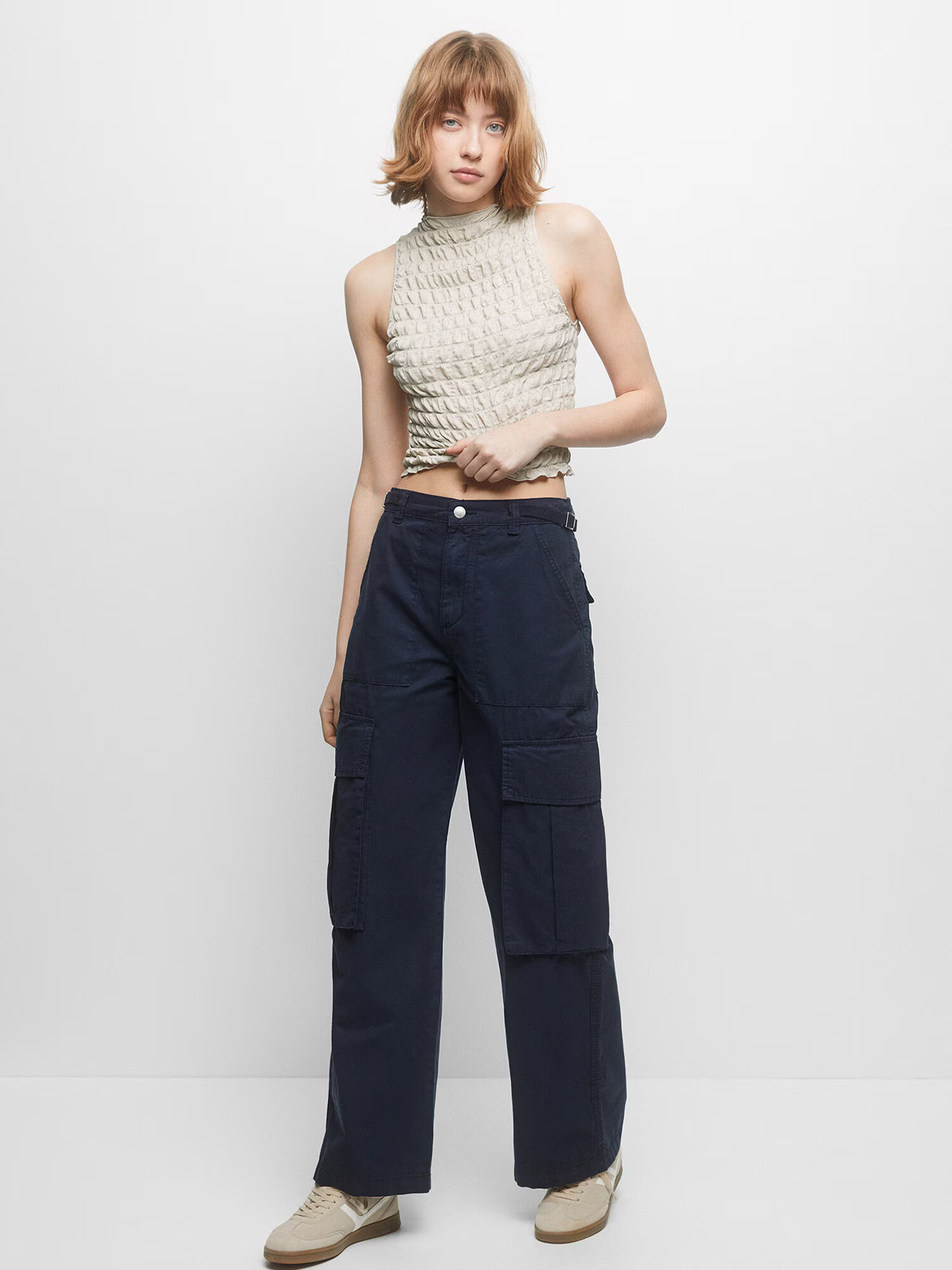 Pull&Bear Pantaloni eleganți bleumarin - Pled.ro