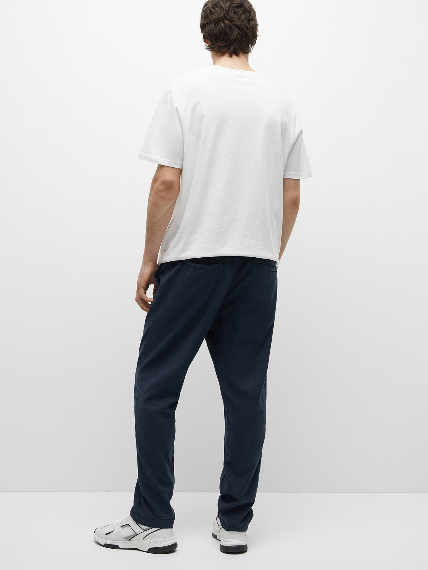 Pull&Bear Pantaloni eleganți bleumarin - Pled.ro