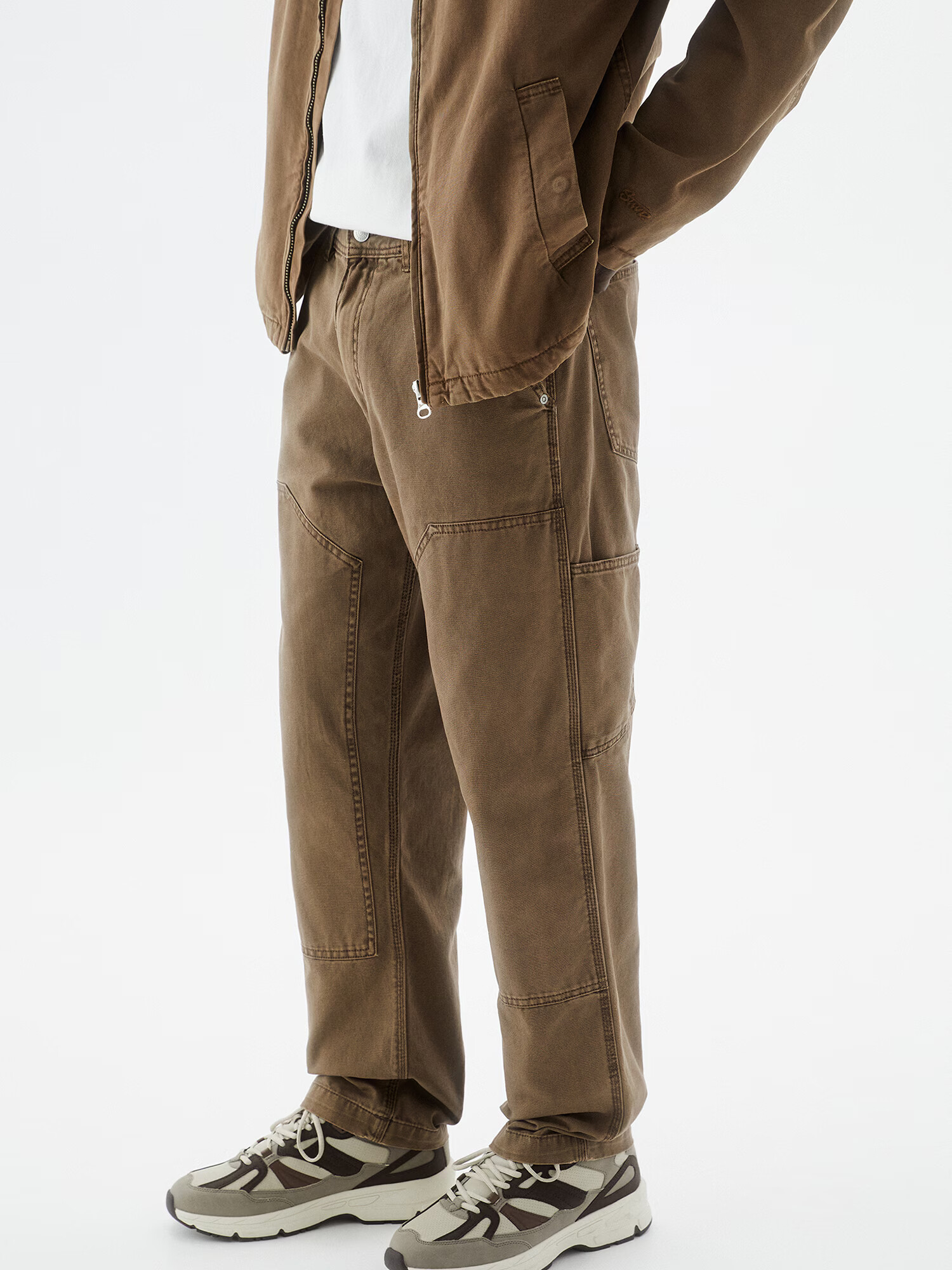 Pull&Bear Pantaloni maro - Pled.ro