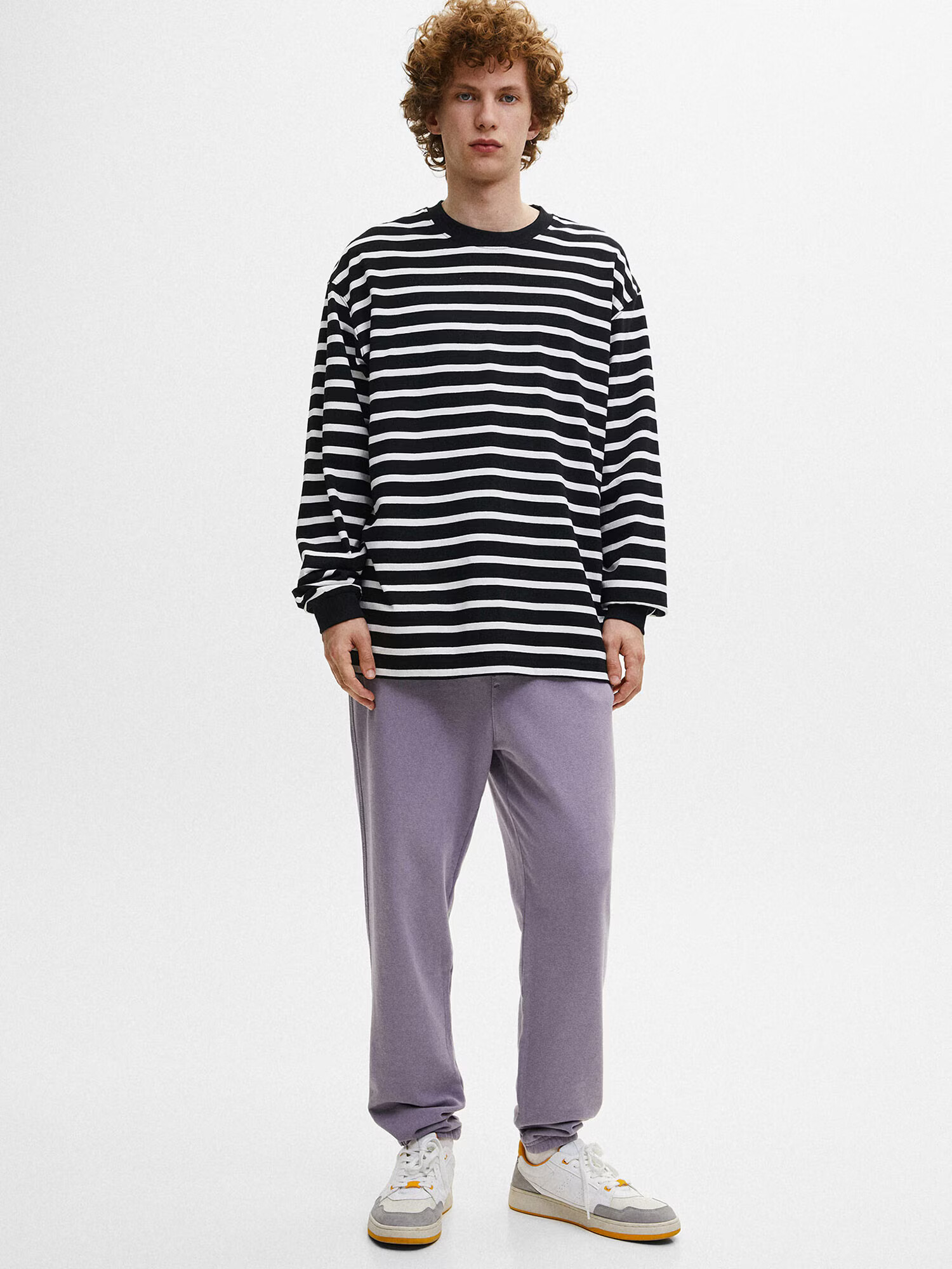 Pull&Bear Pantaloni lila - Pled.ro