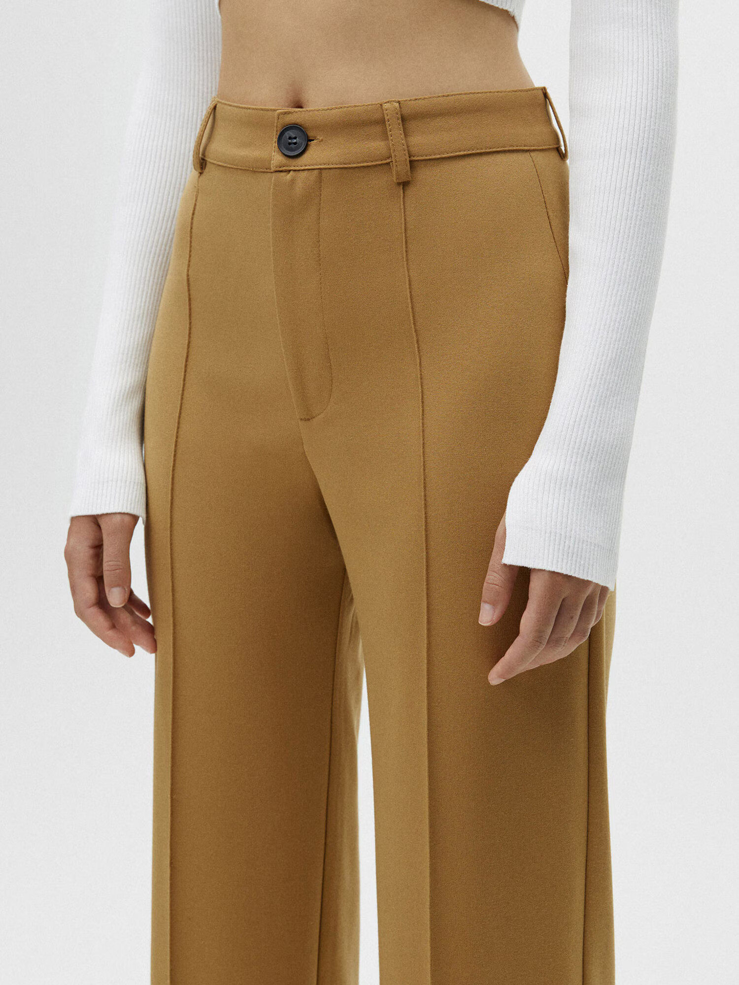 Pull&Bear Pantaloni maro deschis - Pled.ro