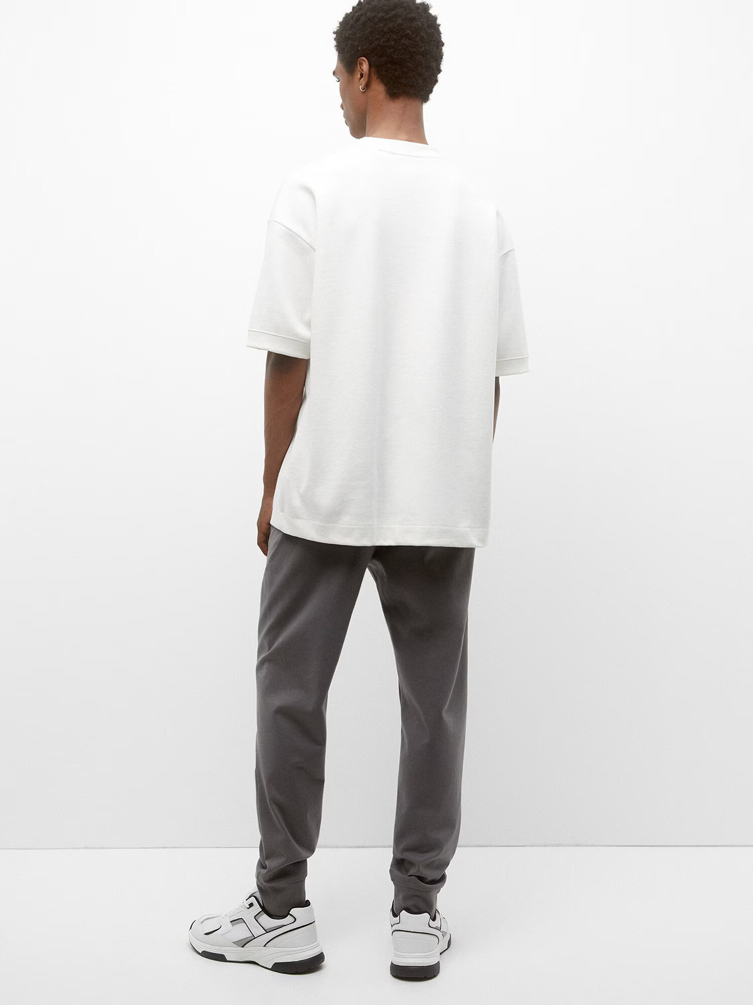 Pull&Bear Pantaloni maro mokka - Pled.ro