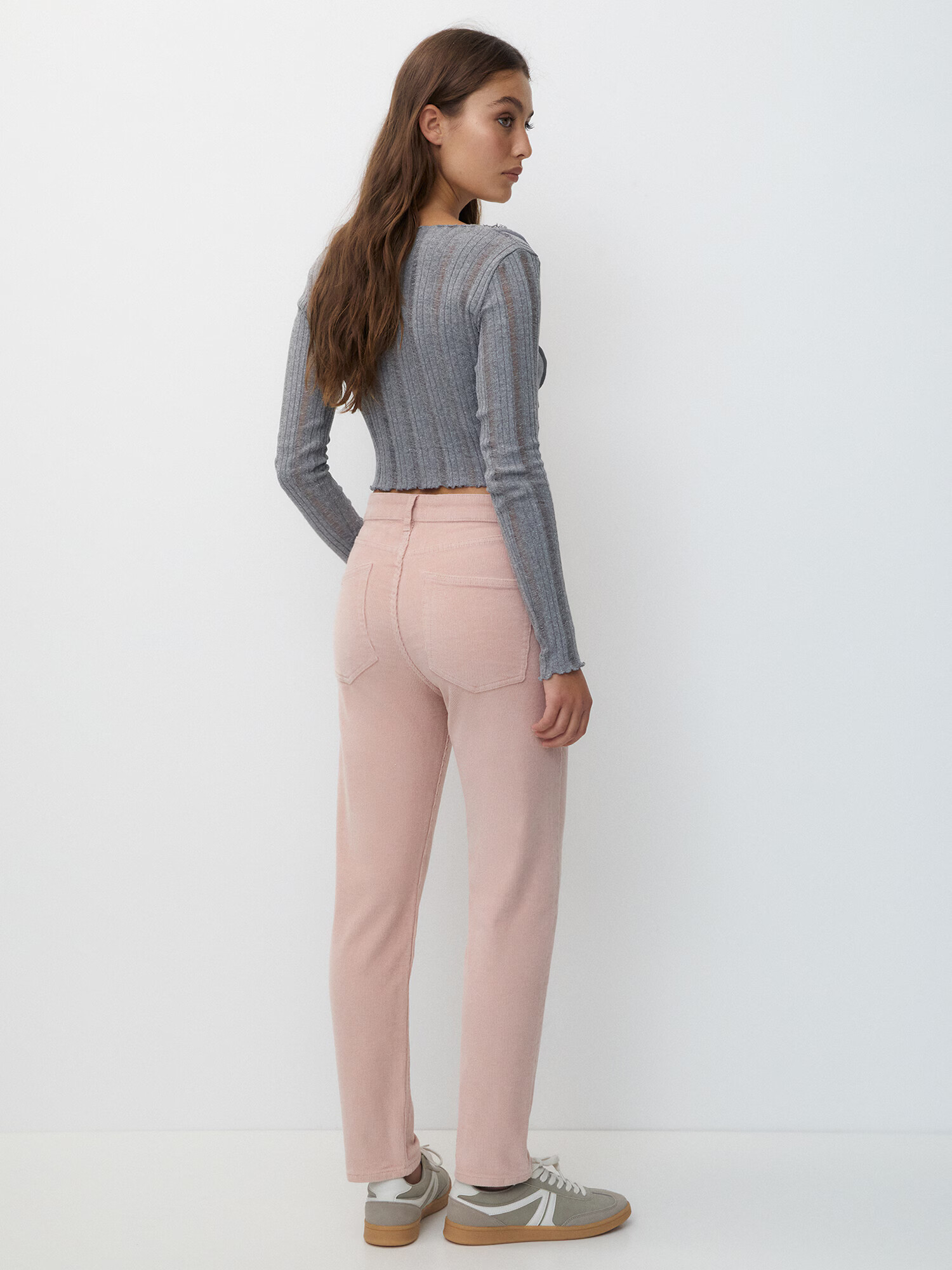 Pull&Bear Pantaloni roz - Pled.ro