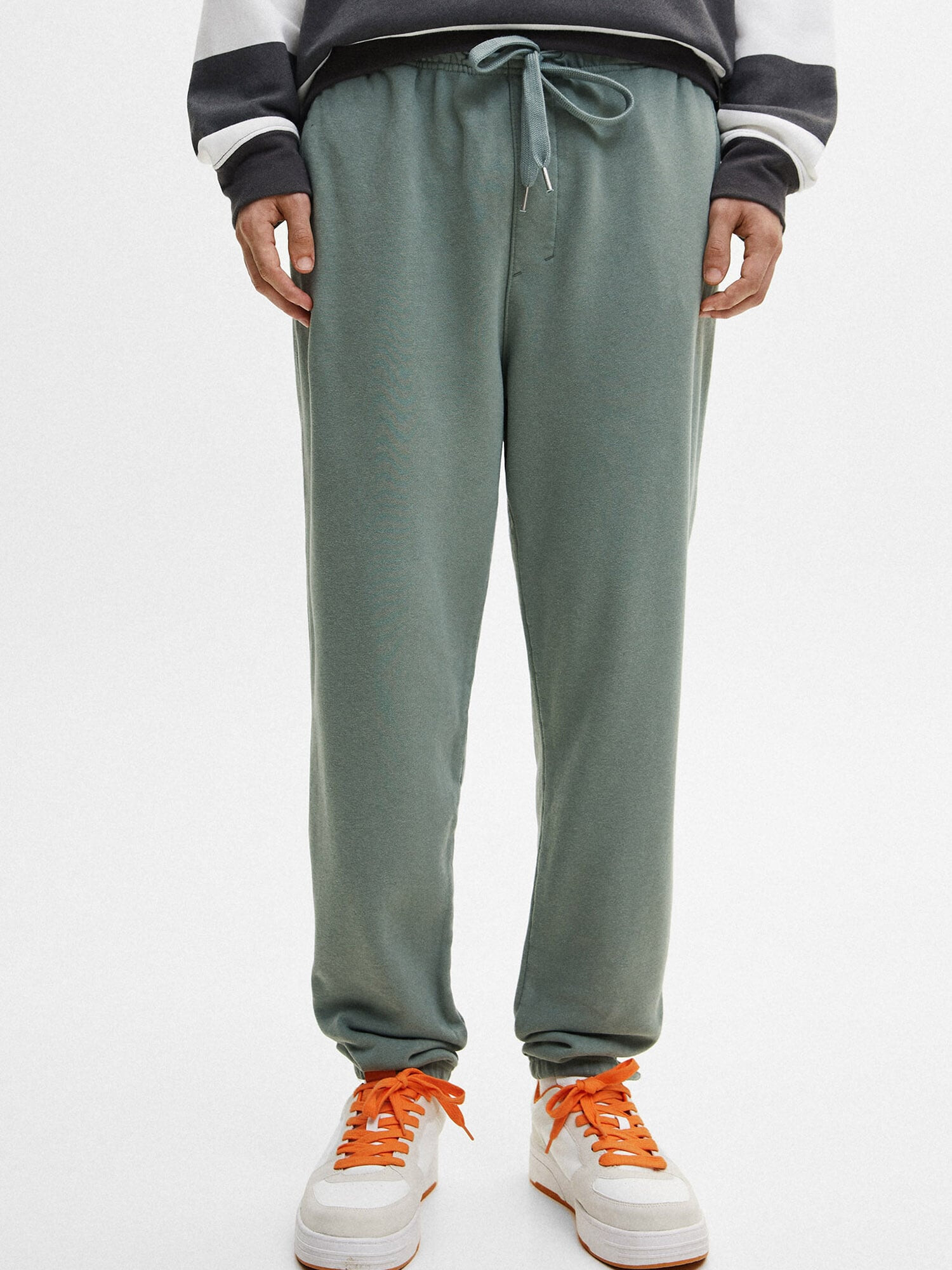 Pull&Bear Pantaloni verde - Pled.ro