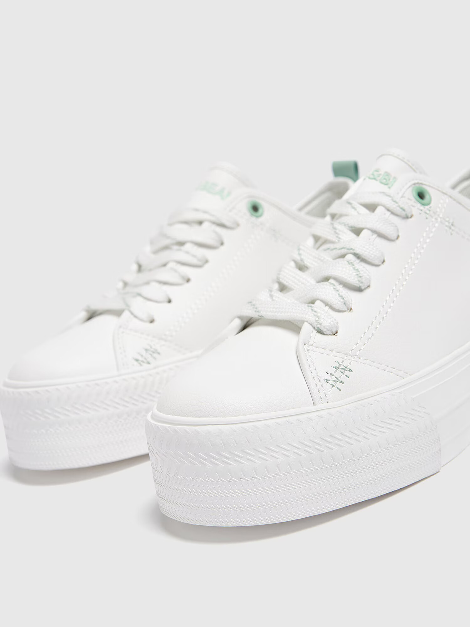 Pull&Bear Sneaker low gri deschis / alb - Pled.ro