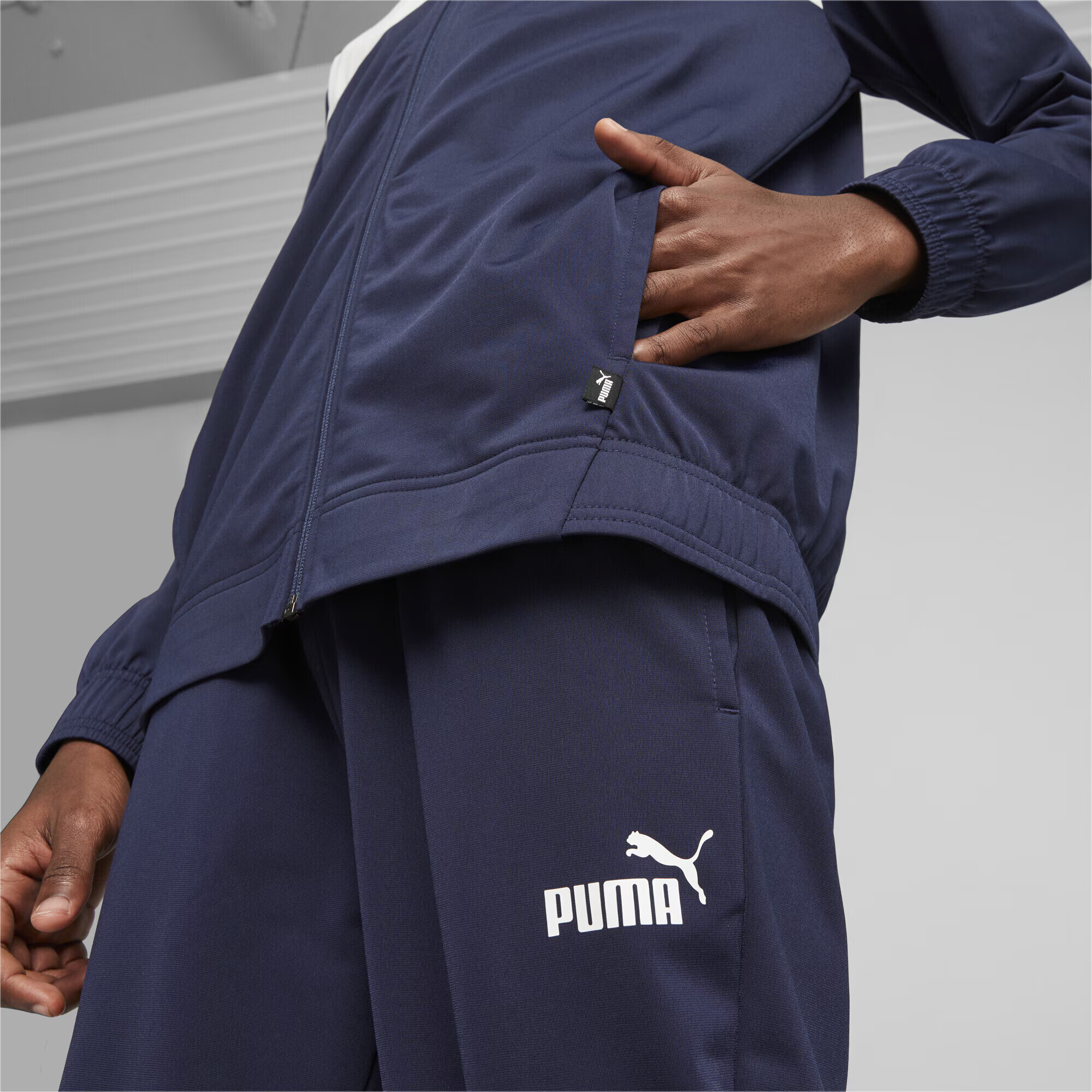 PUMA Costum de trening 'Poly' bleumarin / alb - Pled.ro