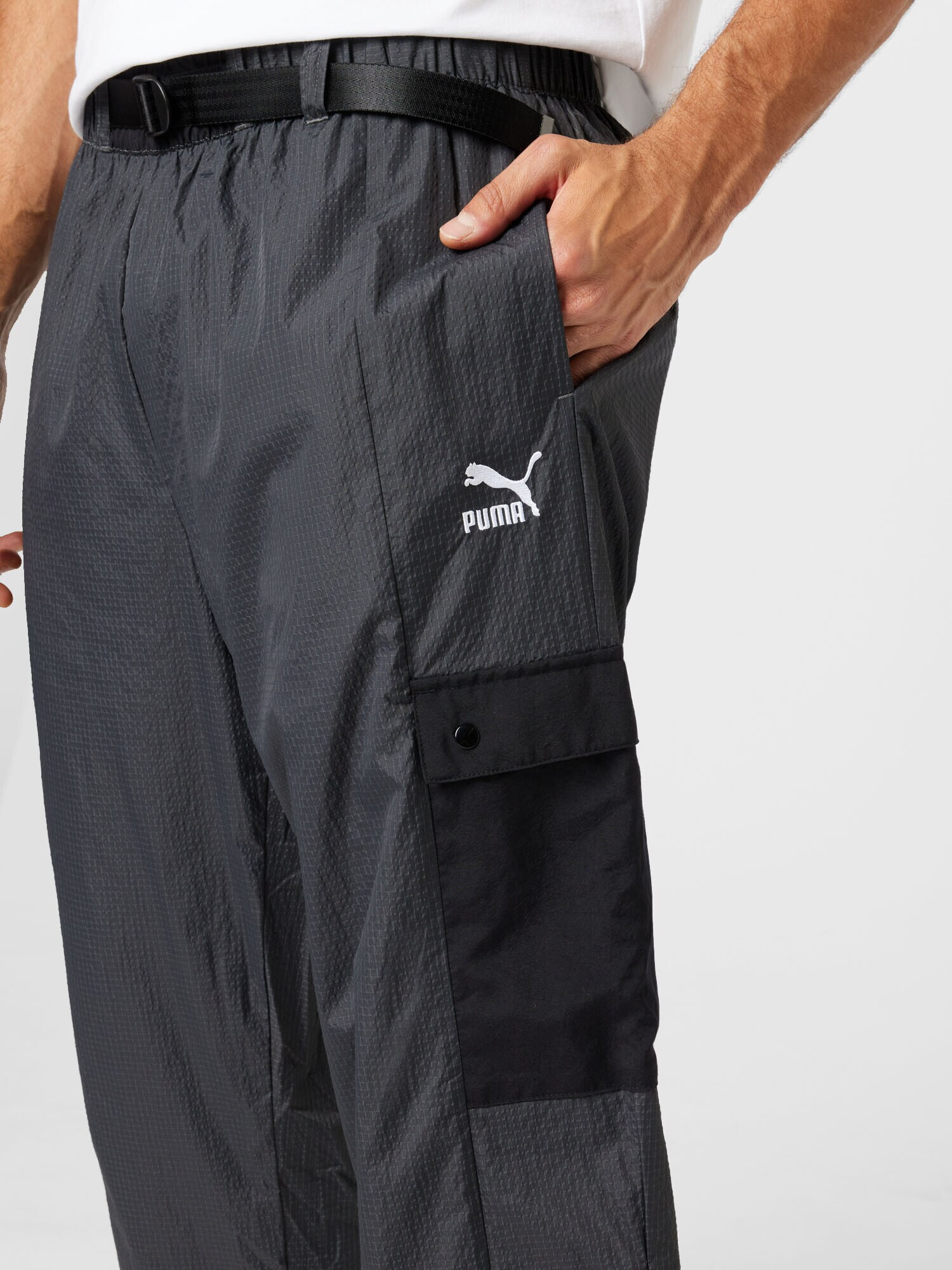 PUMA Pantaloni cu buzunare 'SWxP' gri închis / negru / alb - Pled.ro