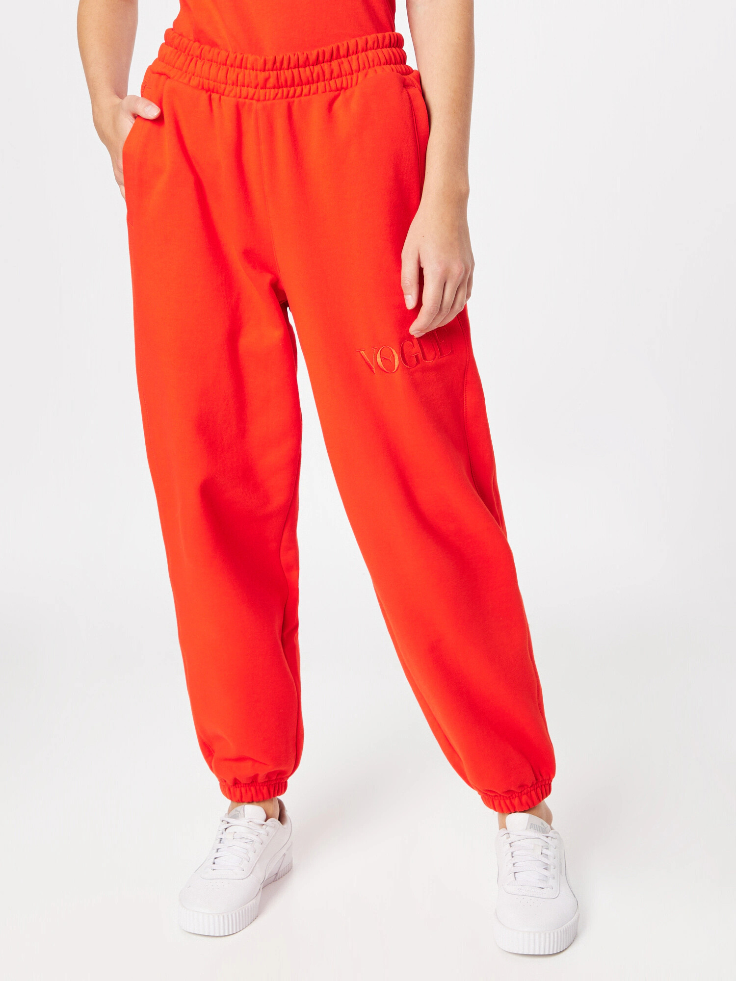 PUMA Pantaloni roșu orange - Pled.ro