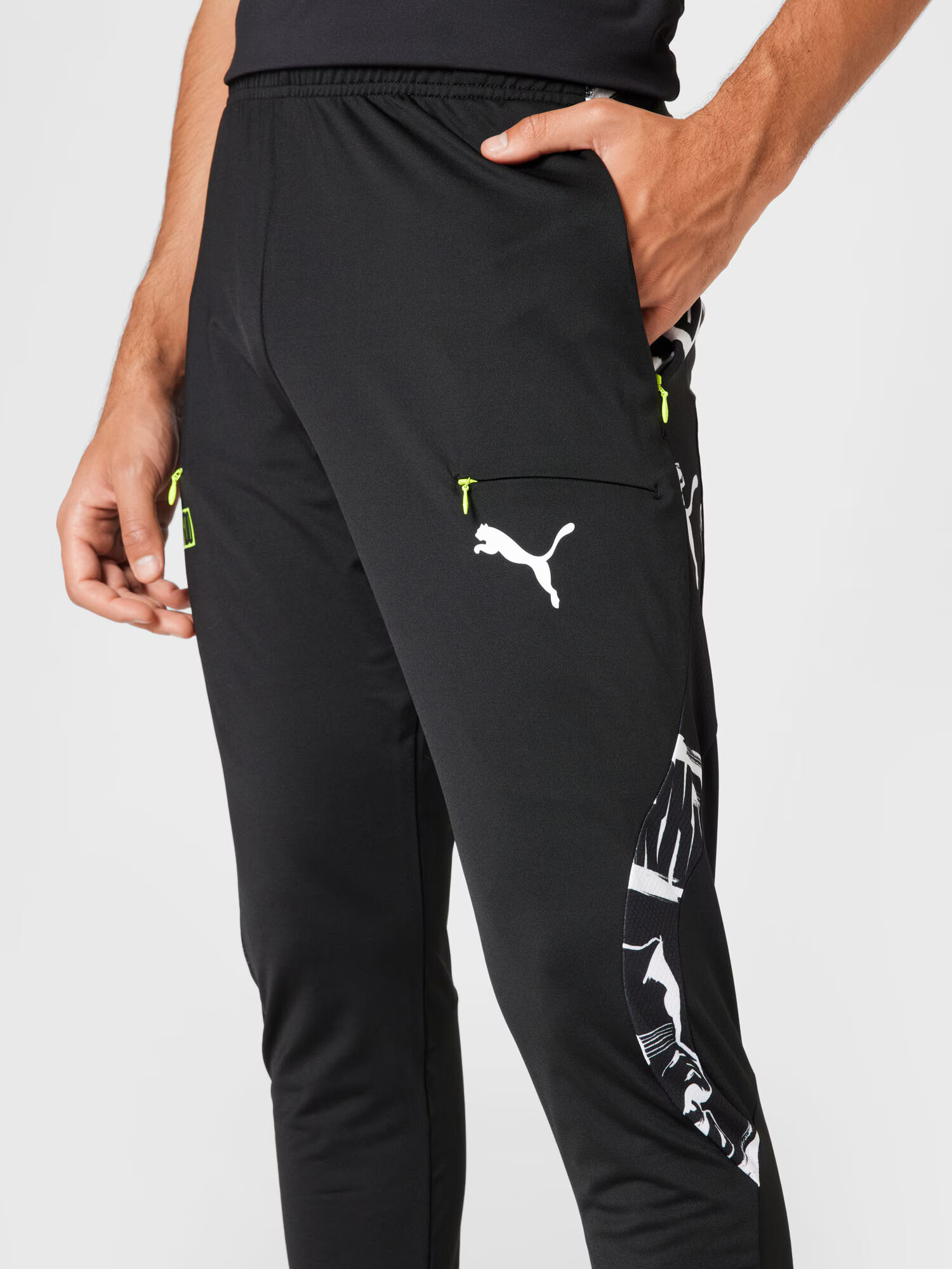 PUMA Pantaloni sport galben / negru / alb - Pled.ro