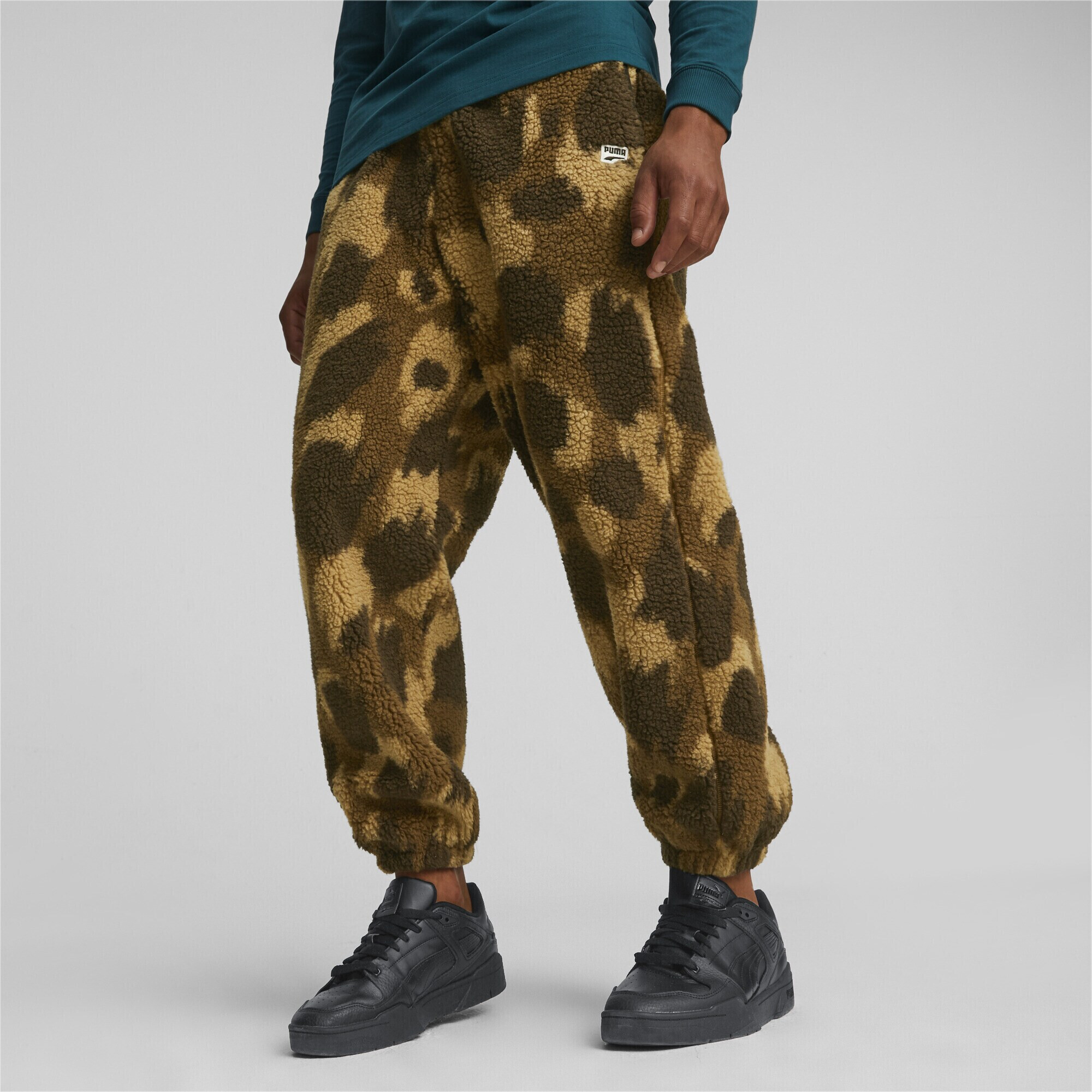 PUMA Pantaloni sport maro - Pled.ro