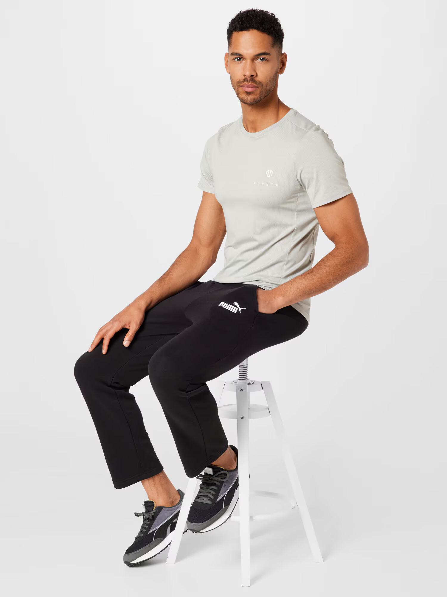 PUMA Pantaloni sport 'Essentials' negru / alb - Pled.ro