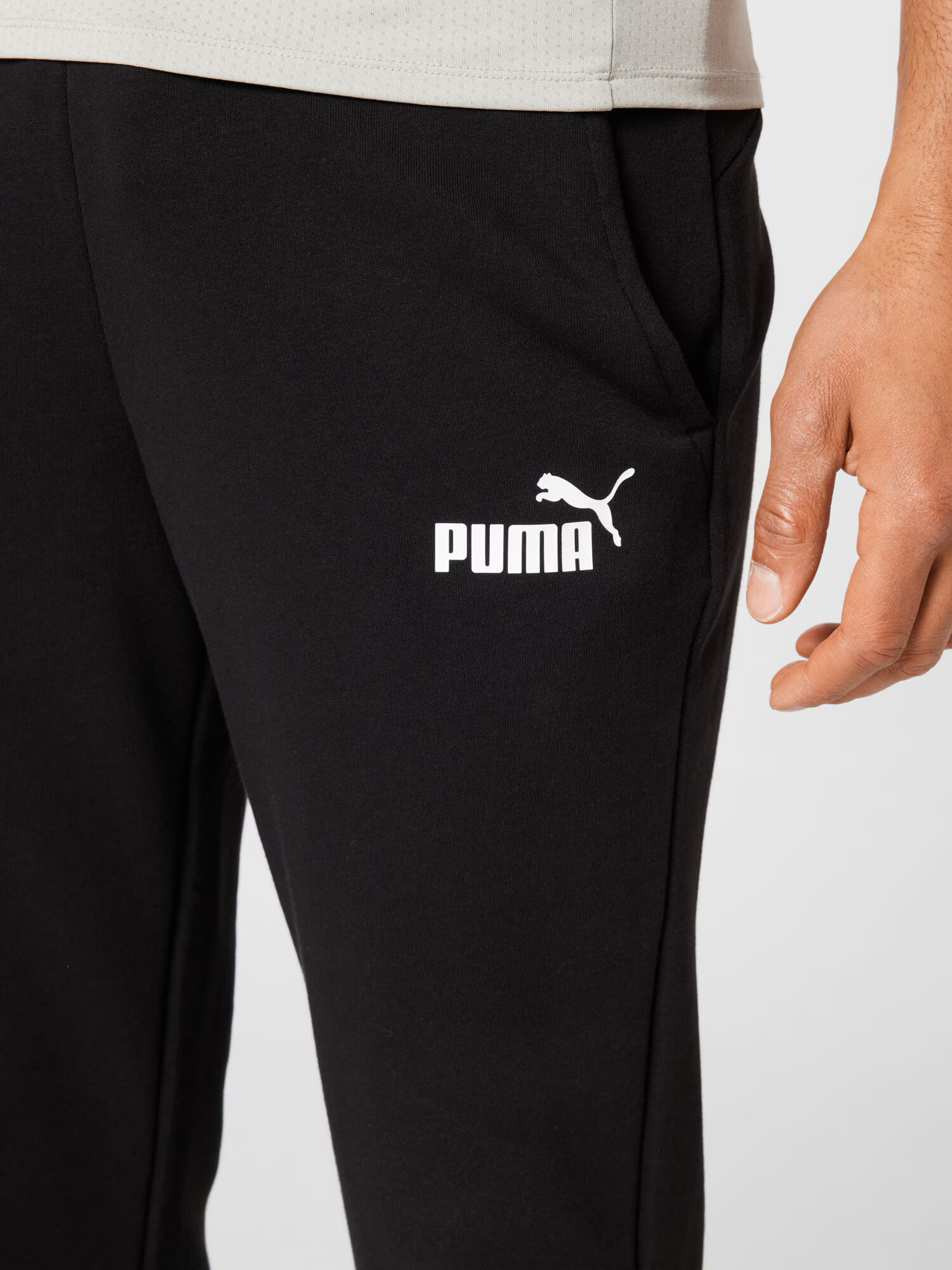 PUMA Pantaloni sport 'Essentials' negru / alb - Pled.ro