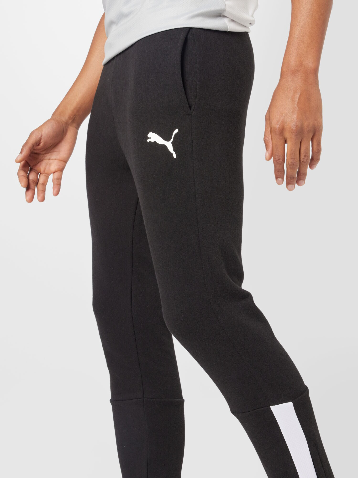 PUMA Pantaloni sport negru / alb - Pled.ro