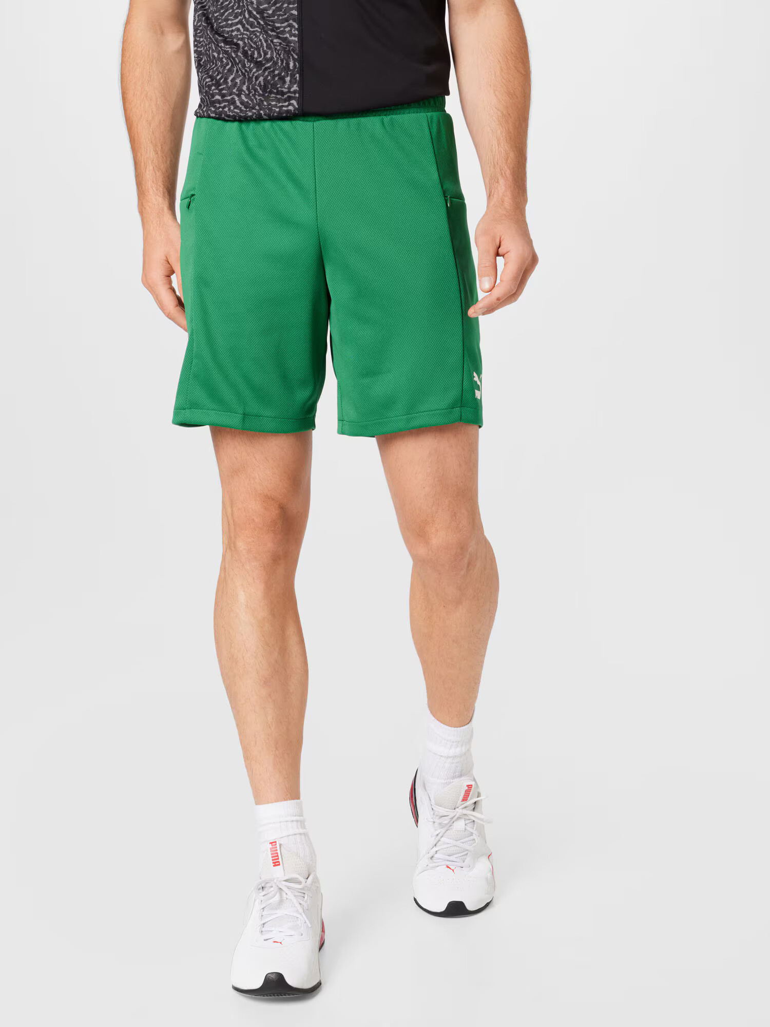 PUMA Pantaloni sport verde / alb - Pled.ro