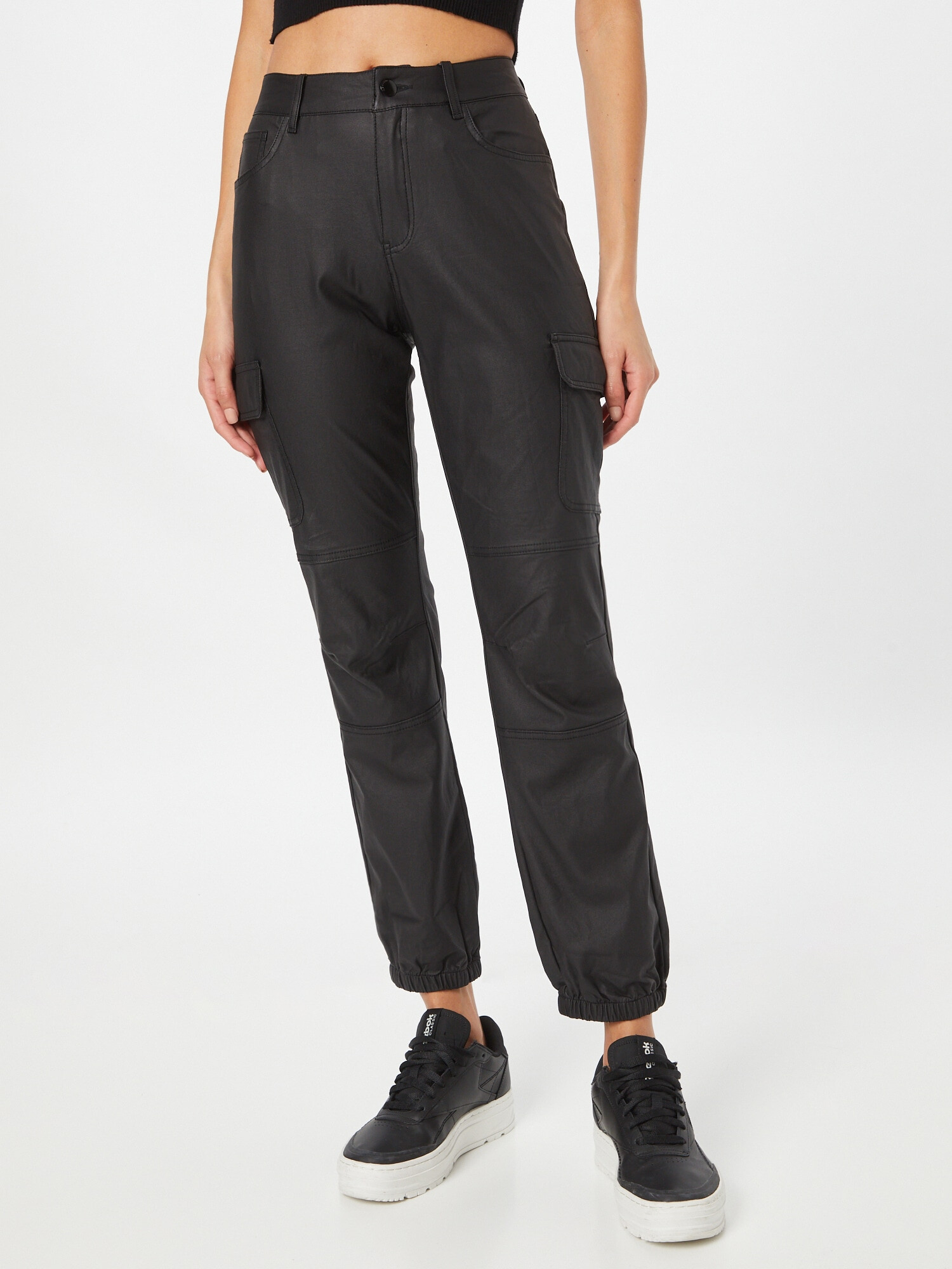 QS by s.Oliver Pantaloni cu buzunare negru - Pled.ro