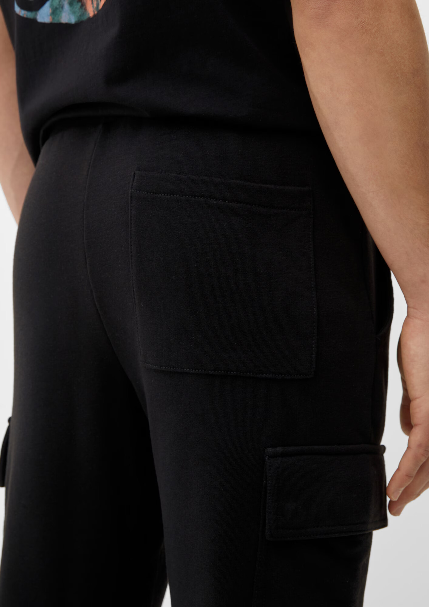 QS by s.Oliver Pantaloni cu buzunare negru - Pled.ro