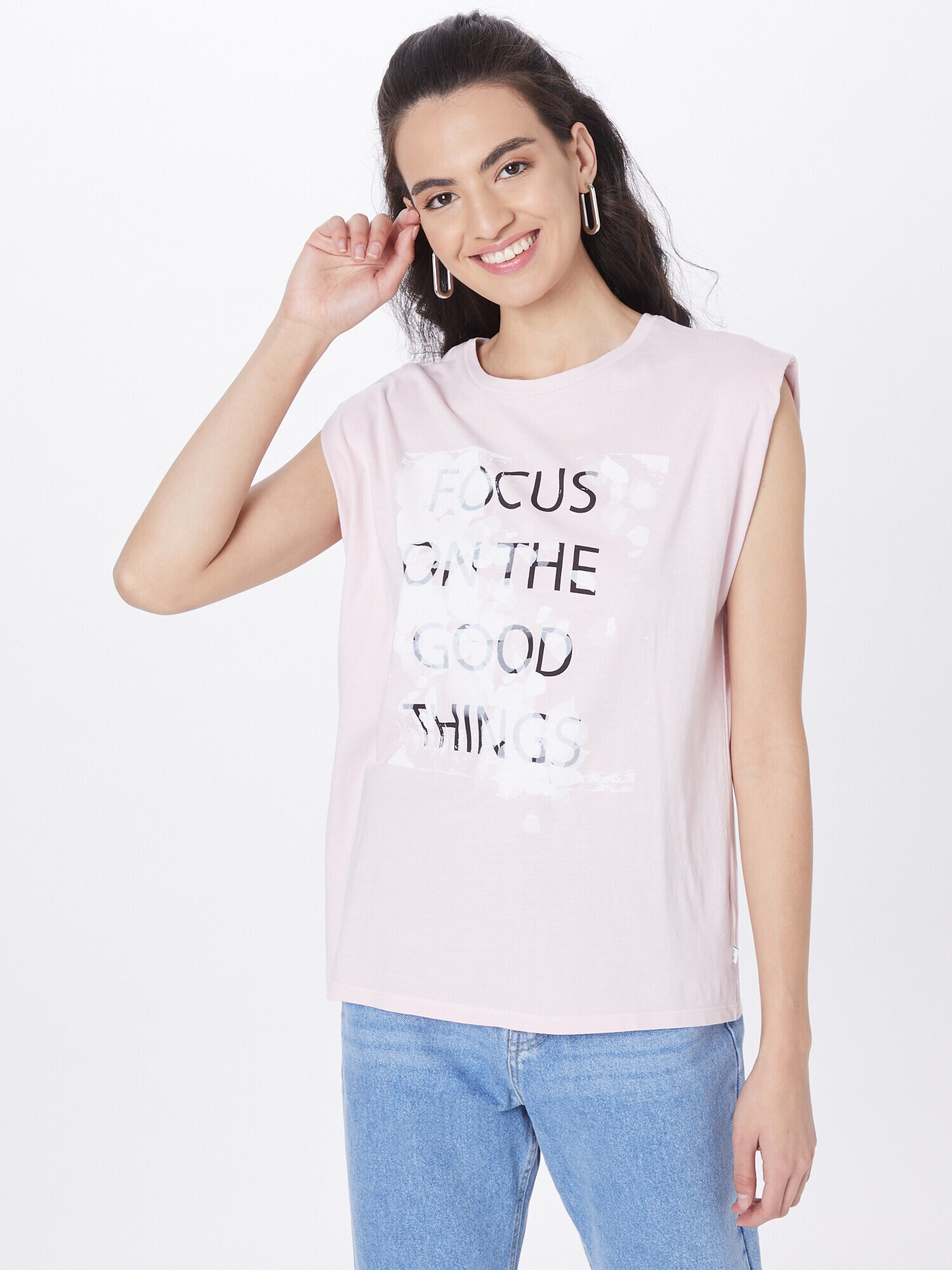 QS by s.Oliver Tricou roz pastel / negru / alb - Pled.ro