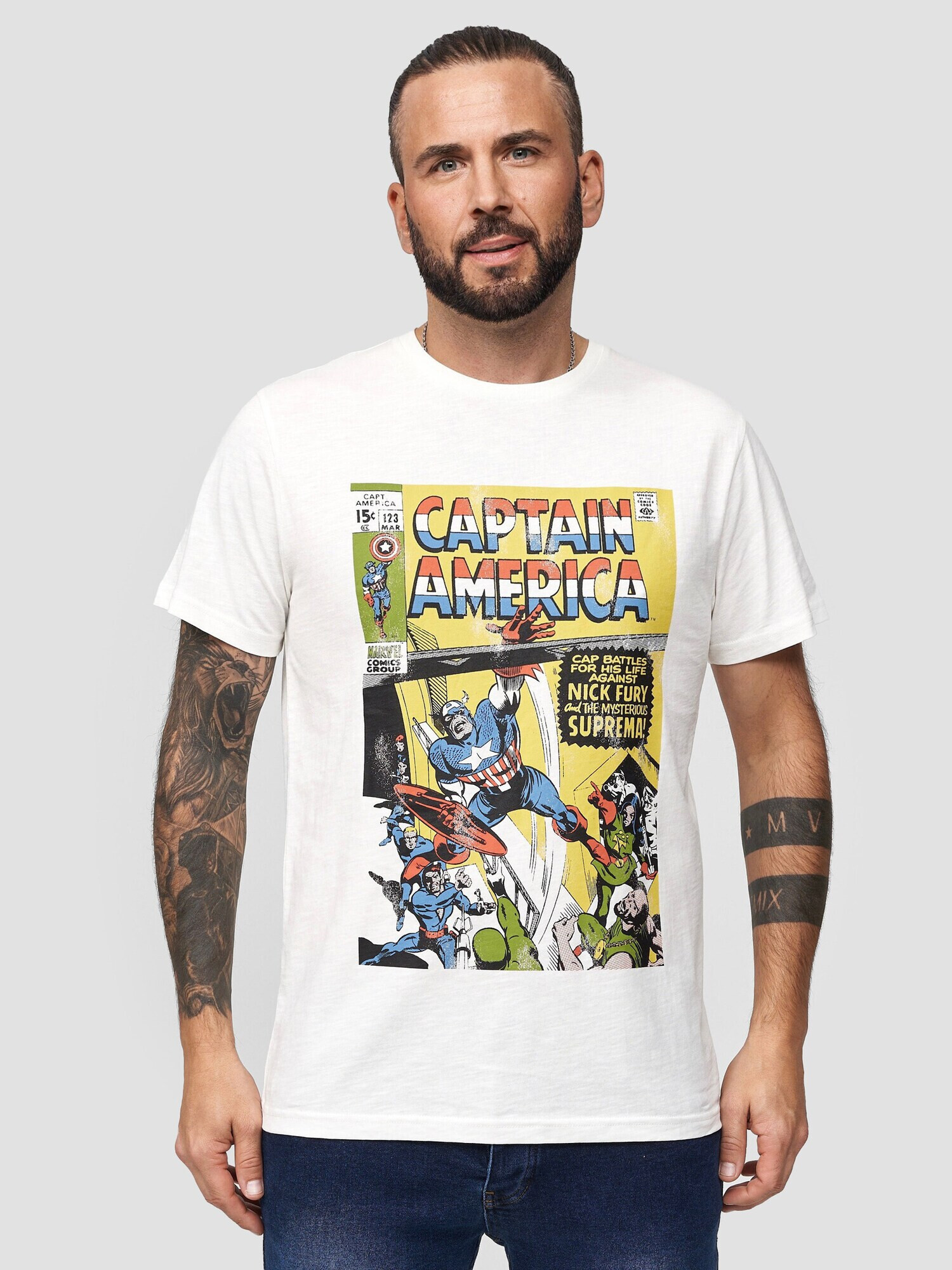 Recovered Tricou 'Captain America Battles' ecru / mai multe culori - Pled.ro