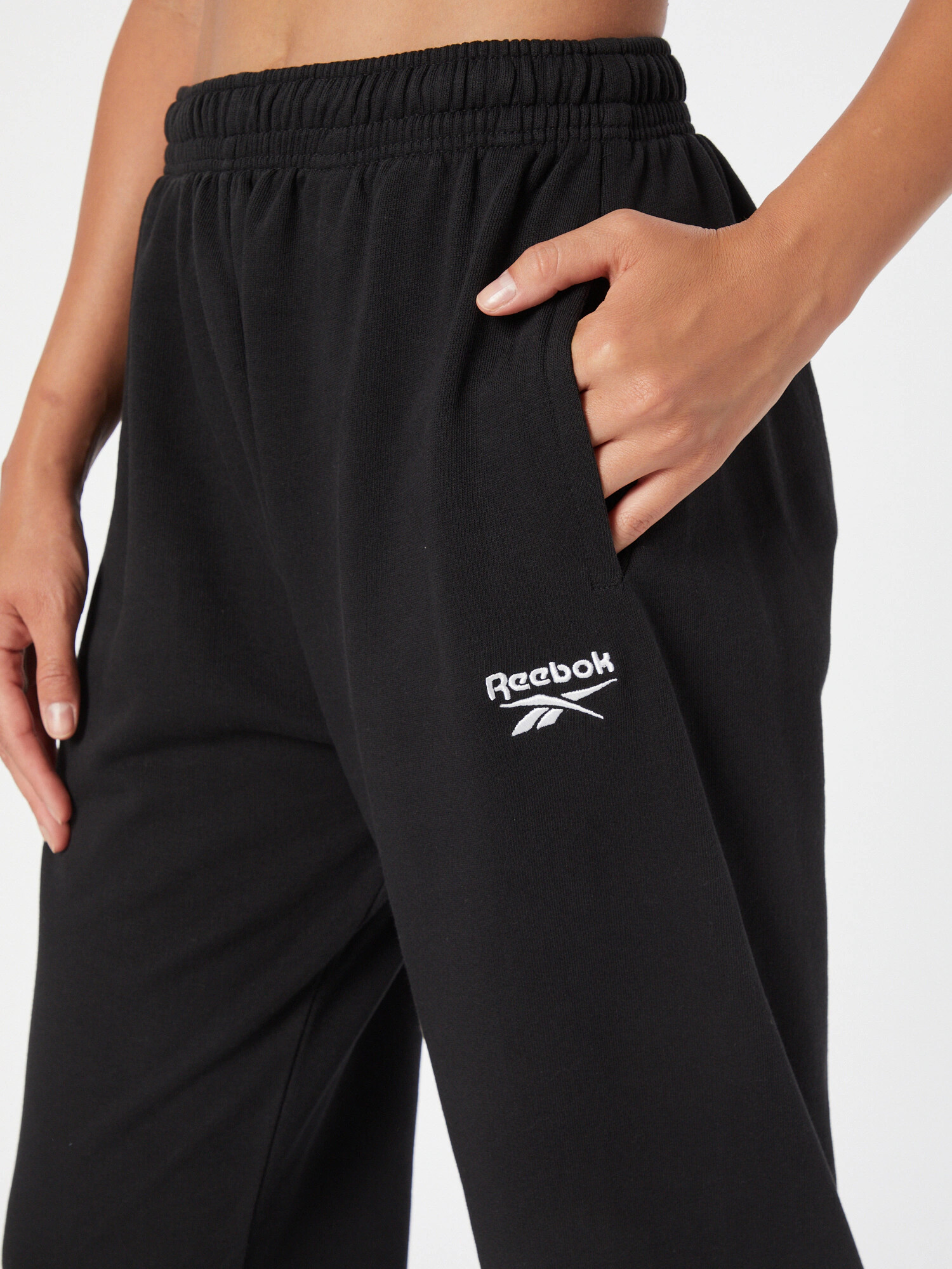 Reebok Classics Pantaloni negru / alb - Pled.ro