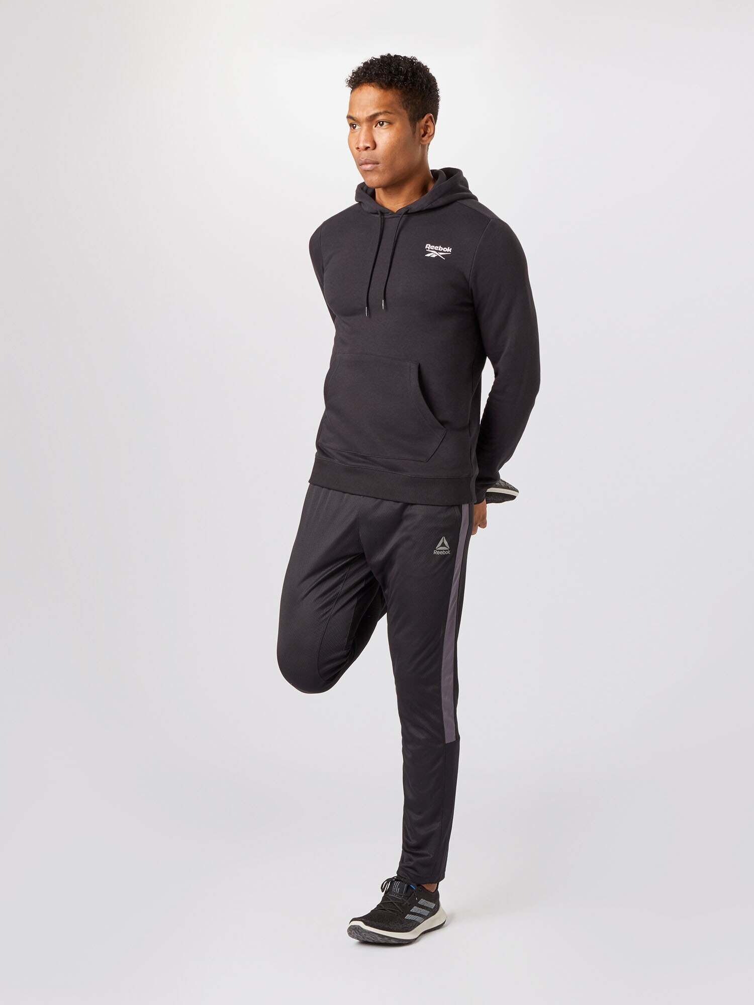 Reebok Sport Hanorac sport negru - Pled.ro