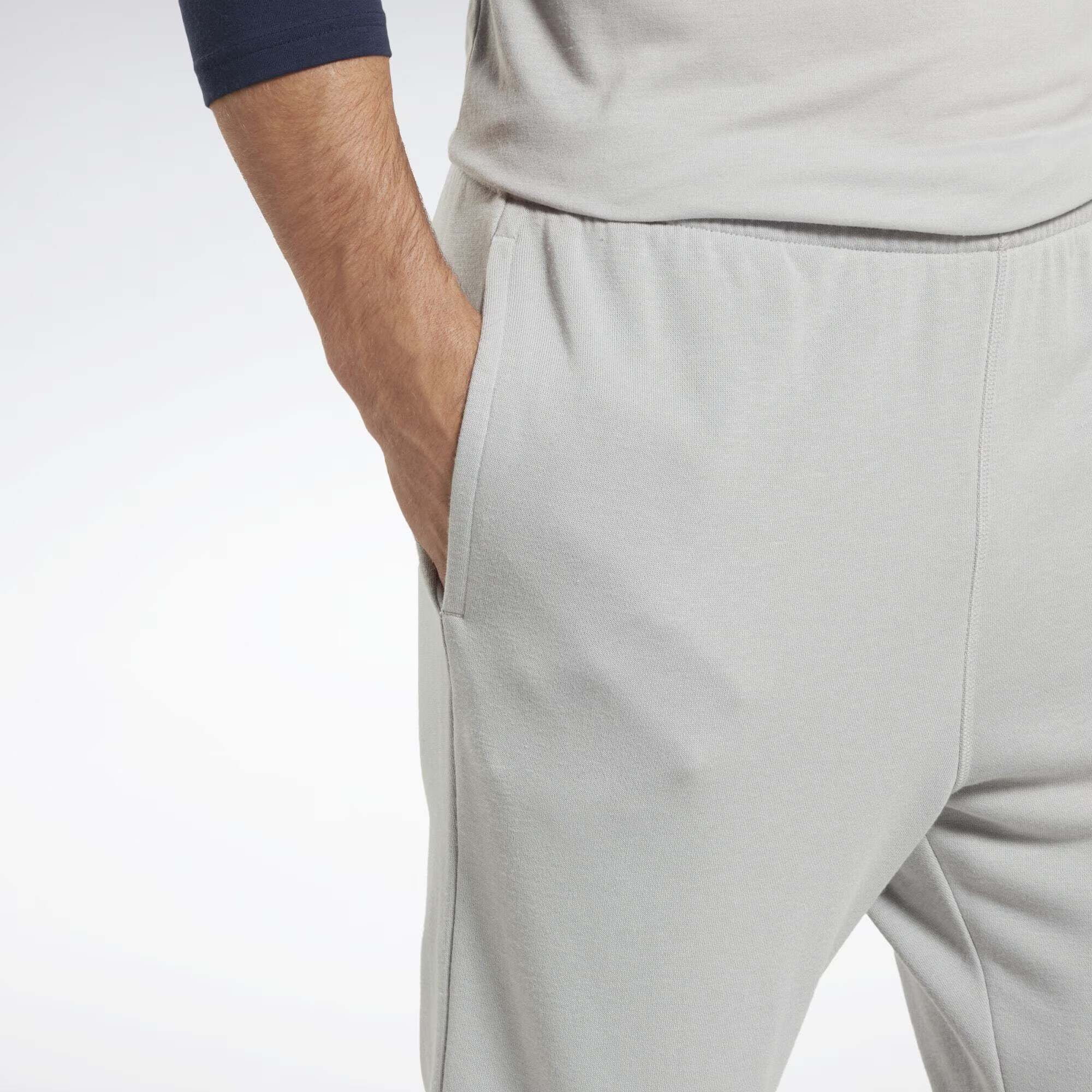 Reebok Pantaloni sport gri deschis - Pled.ro