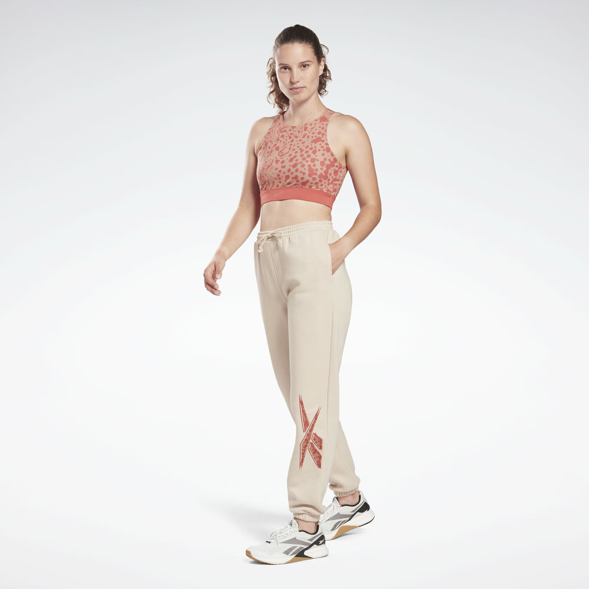 Reebok Pantaloni sport 'Modern Safari' bej / maro - Pled.ro