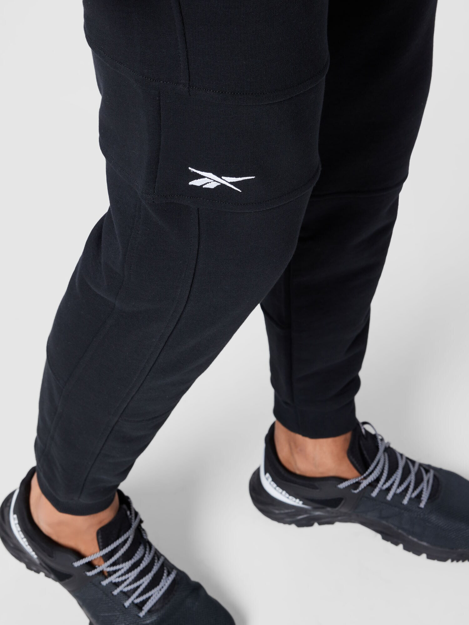 Reebok Sport Pantaloni sport negru - Pled.ro