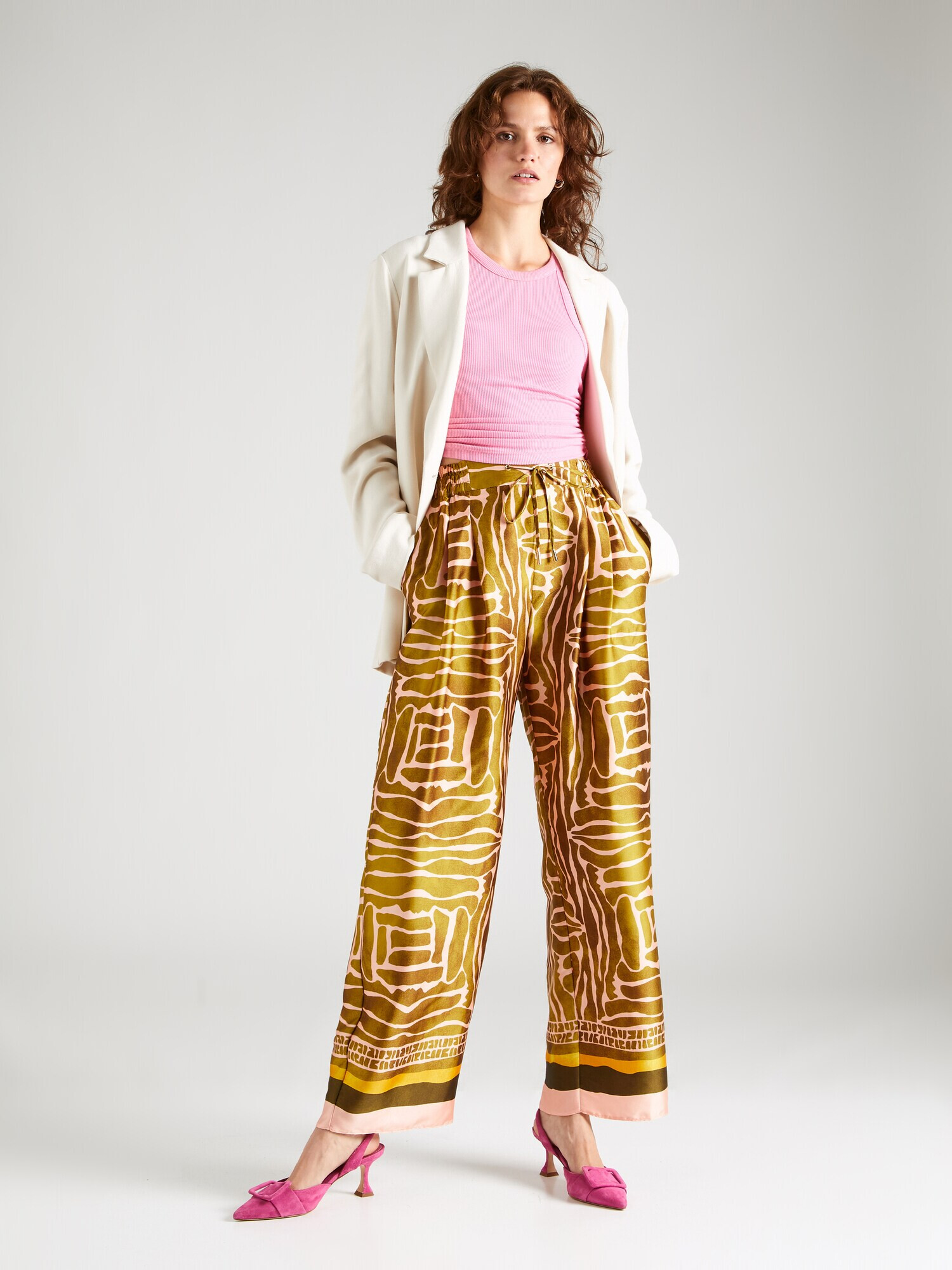 River Island Pantaloni cutați galben / oliv / roz deschis - Pled.ro