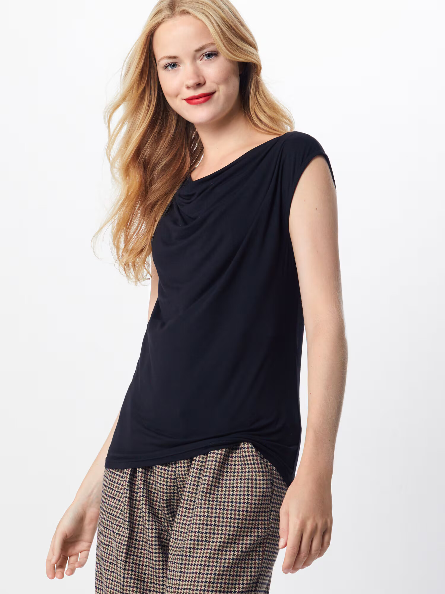 rosemunde Tricou negru - Pled.ro