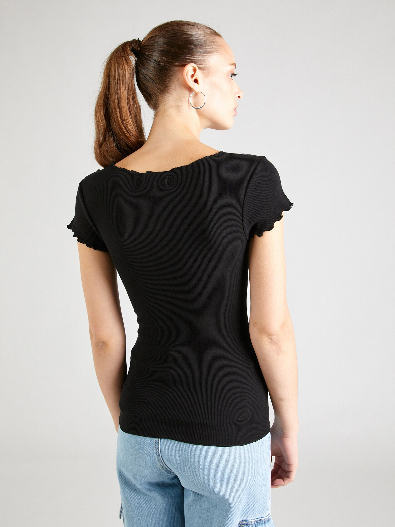 rosemunde Tricou negru - Pled.ro