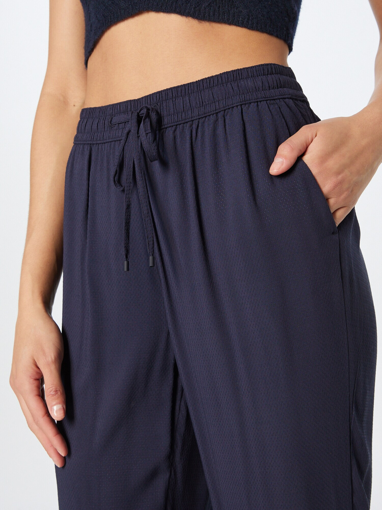 s.Oliver Pantaloni bleumarin - Pled.ro