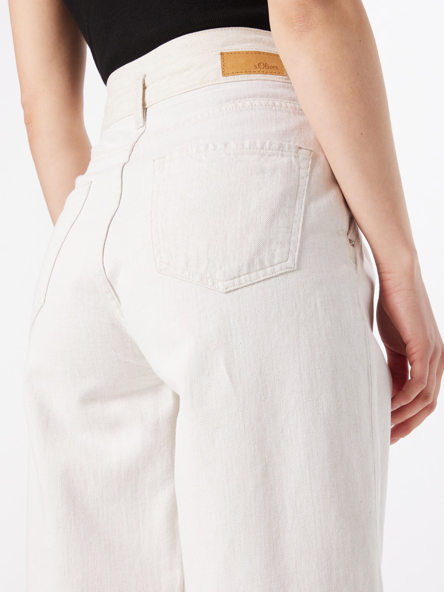 s.Oliver Pantaloni cu cute crem - Pled.ro