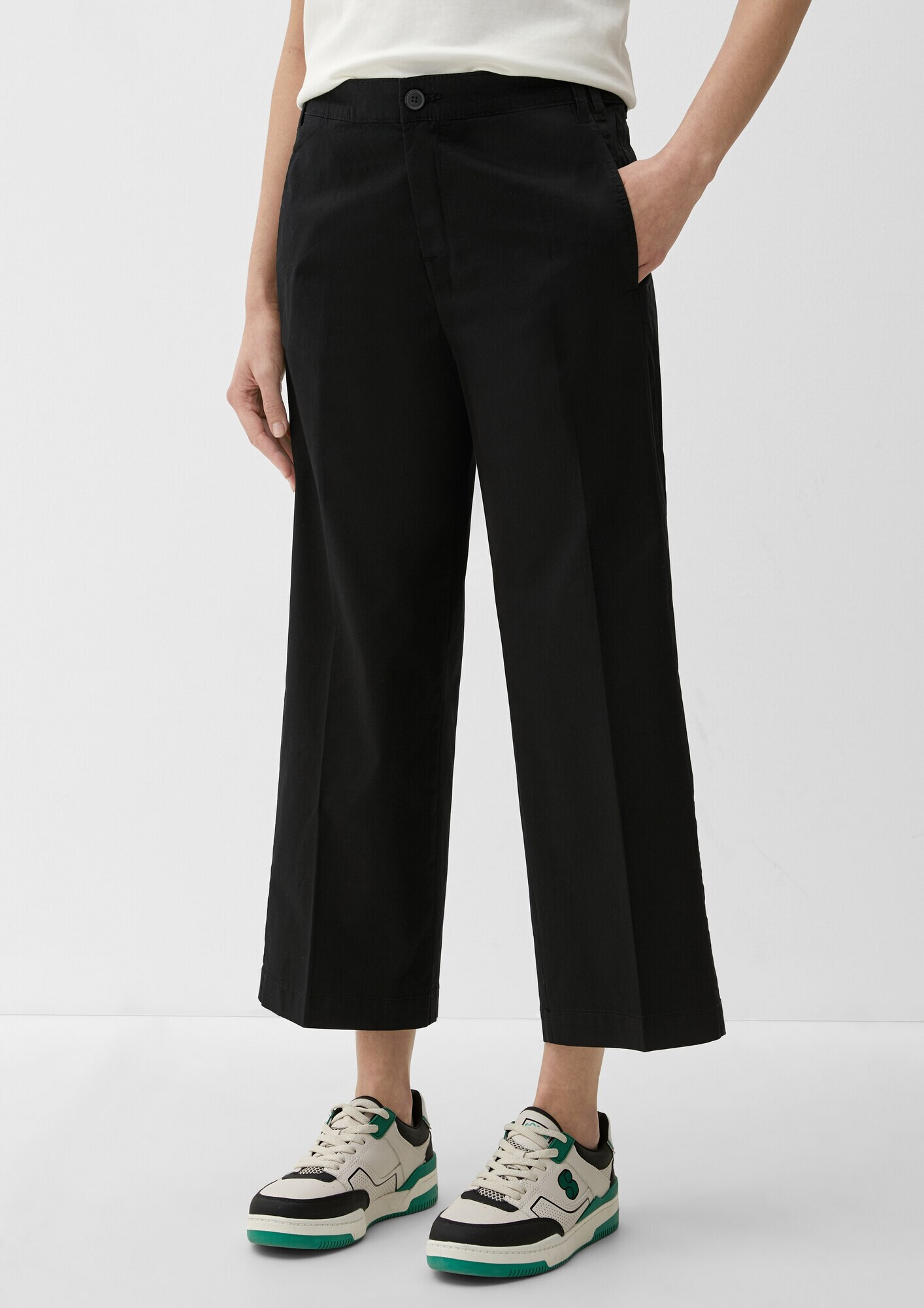 s.Oliver Pantaloni negru - Pled.ro