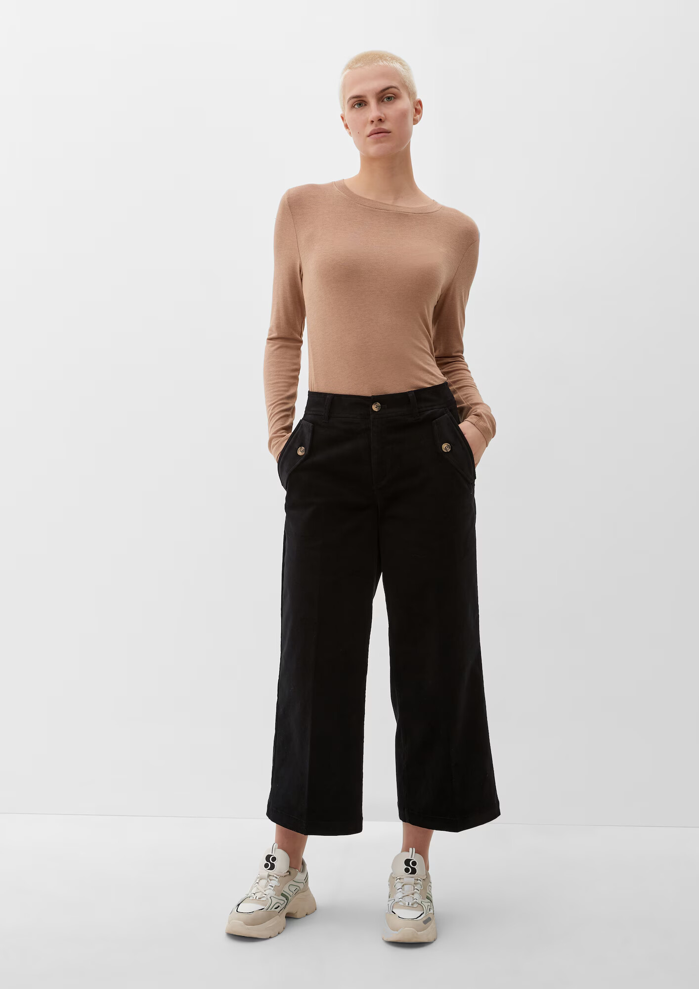 s.Oliver Pantaloni negru - Pled.ro