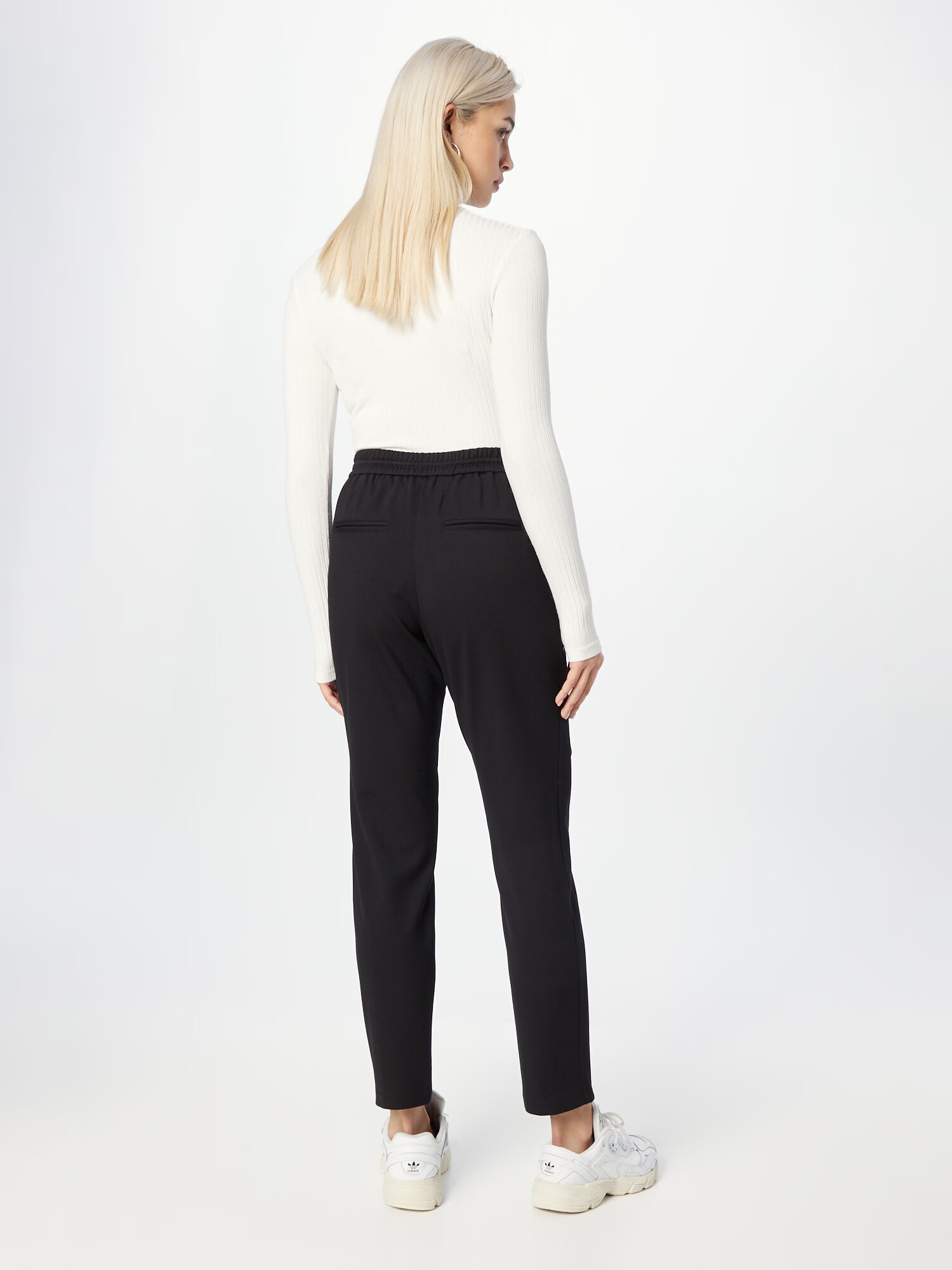 s.Oliver Pantaloni negru - Pled.ro