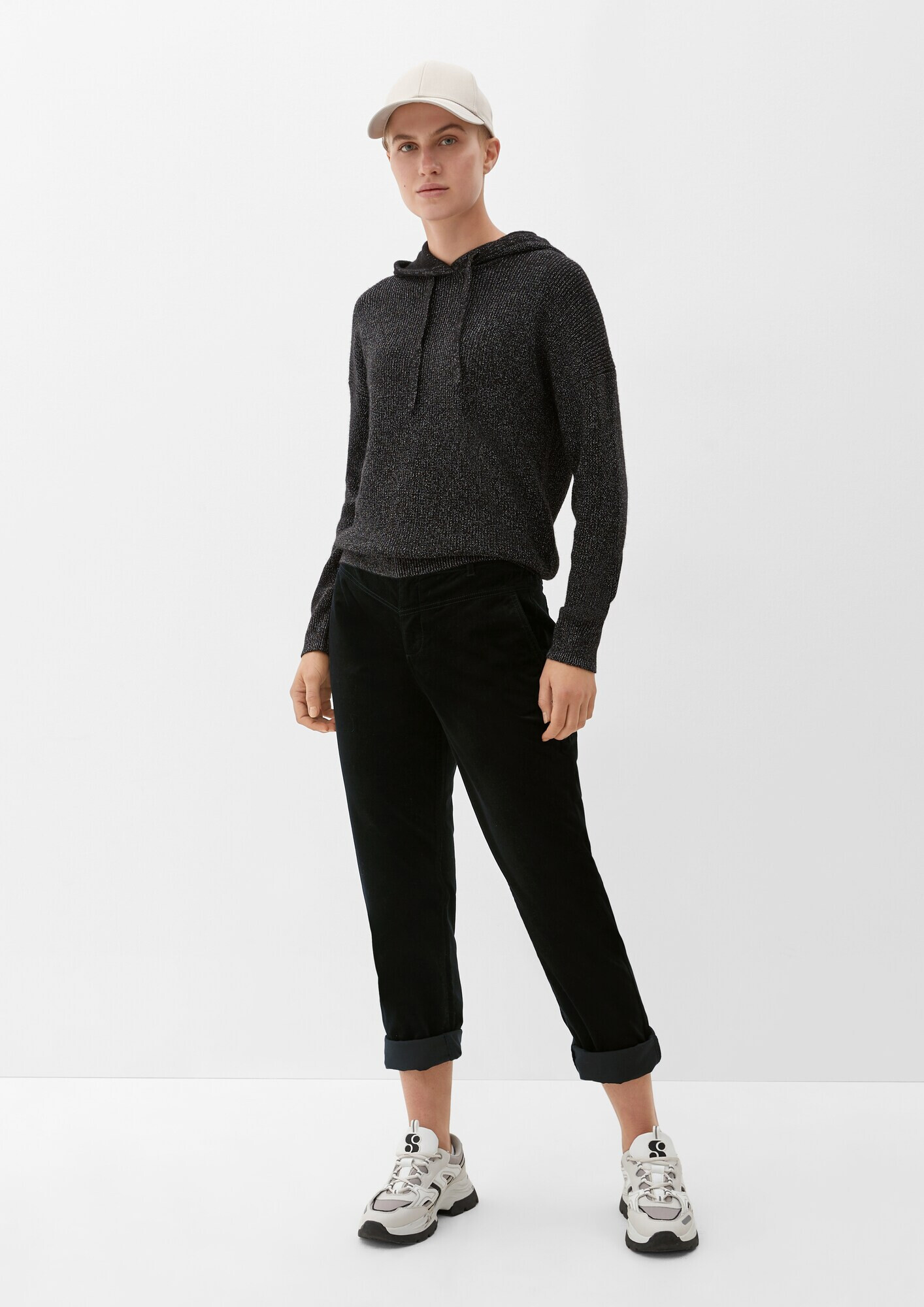 s.Oliver Pantaloni negru - Pled.ro