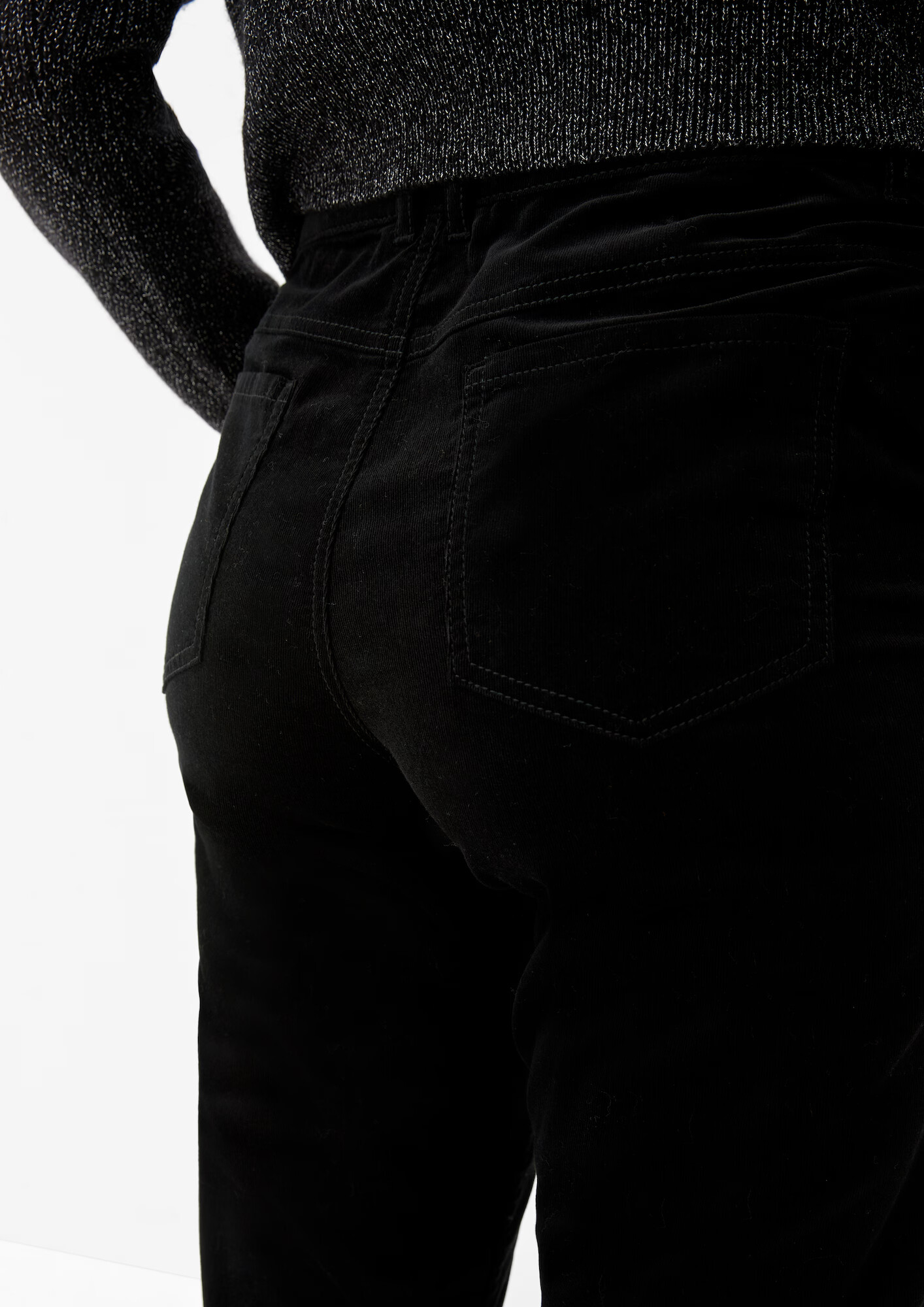 s.Oliver Pantaloni negru - Pled.ro