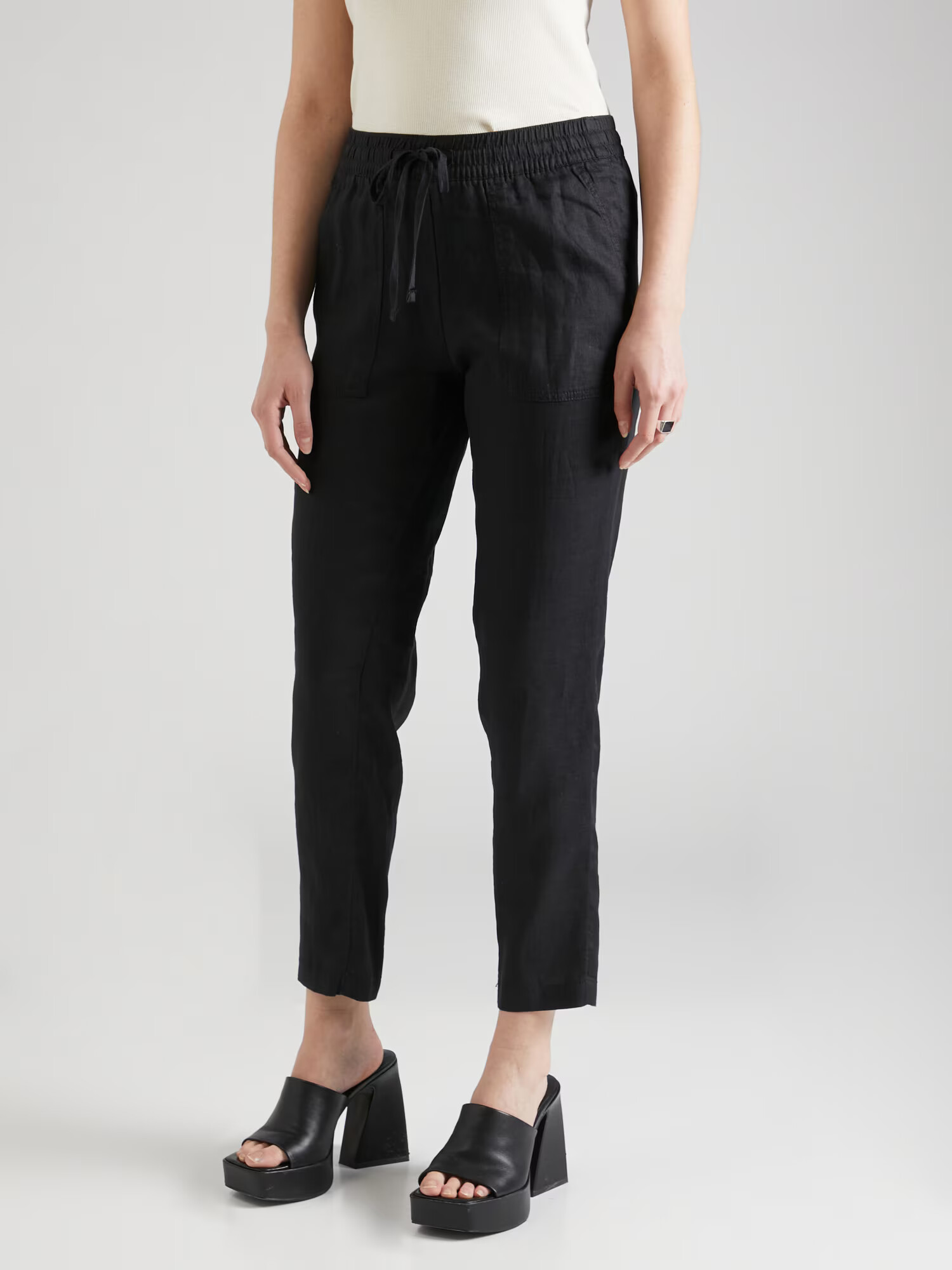 s.Oliver Pantaloni negru - Pled.ro