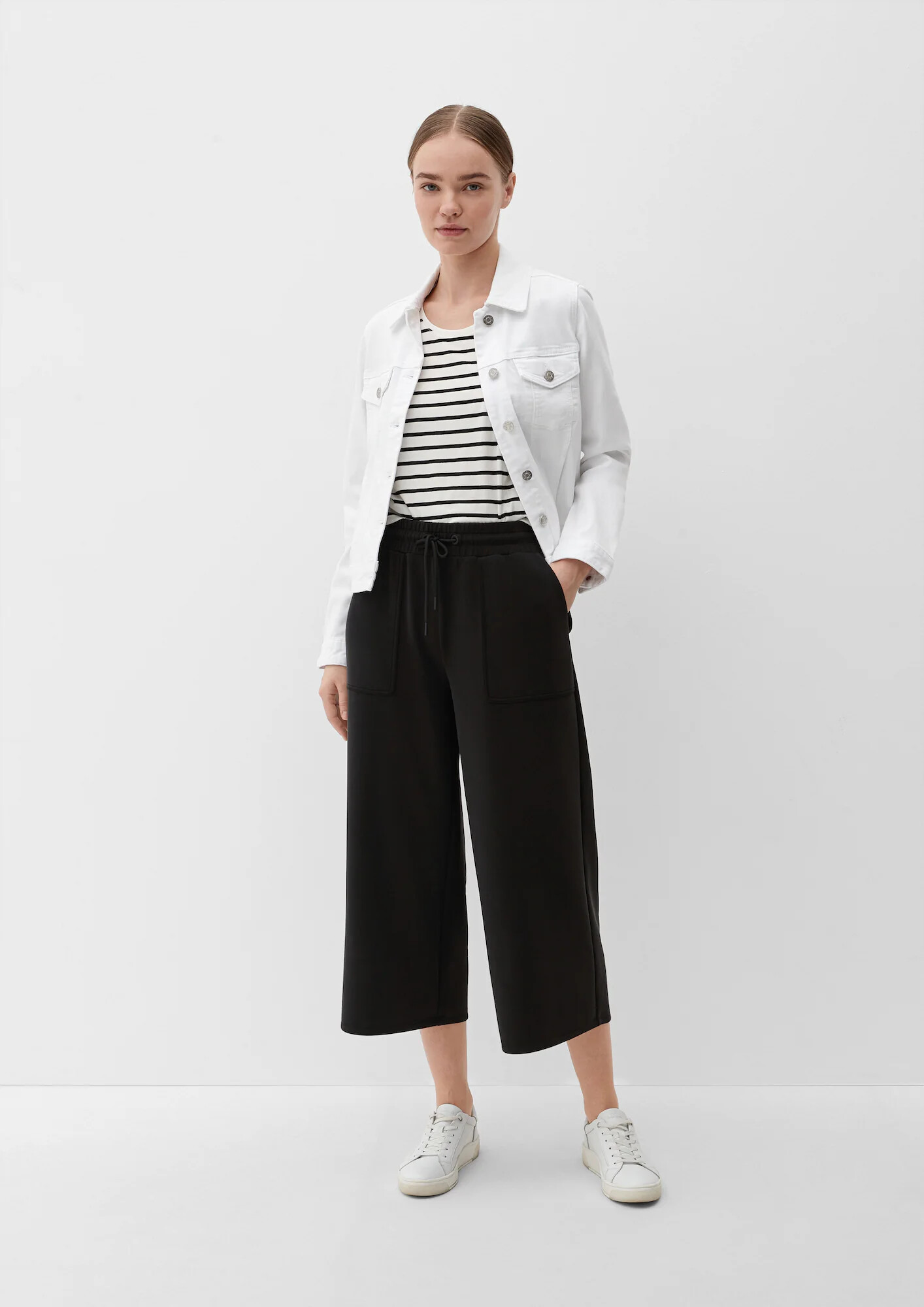 s.Oliver Pantaloni negru - Pled.ro