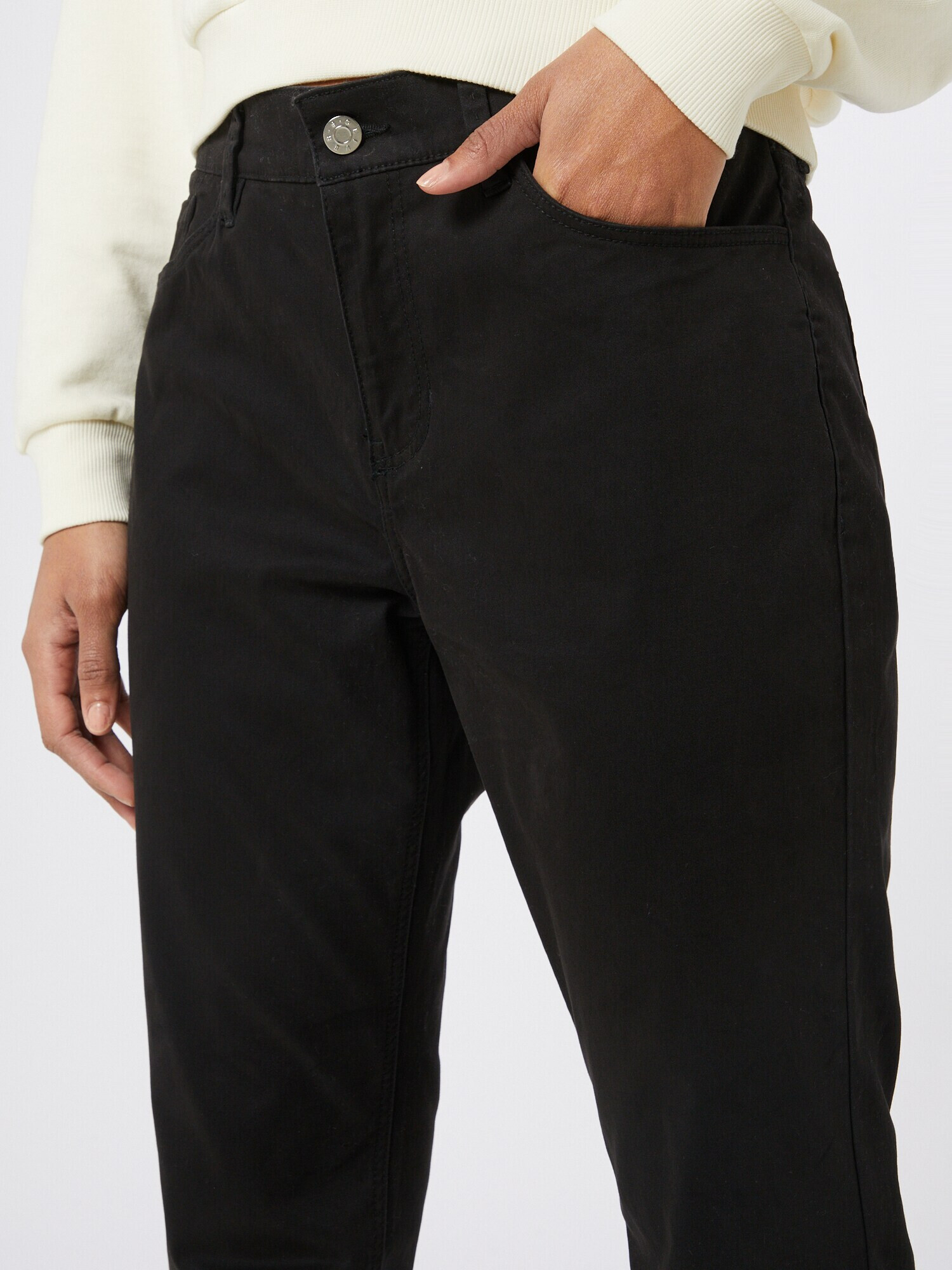 s.Oliver Pantaloni negru - Pled.ro