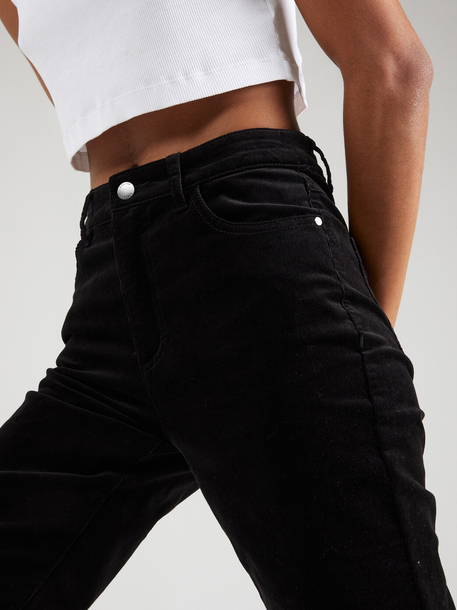 s.Oliver Pantaloni negru - Pled.ro