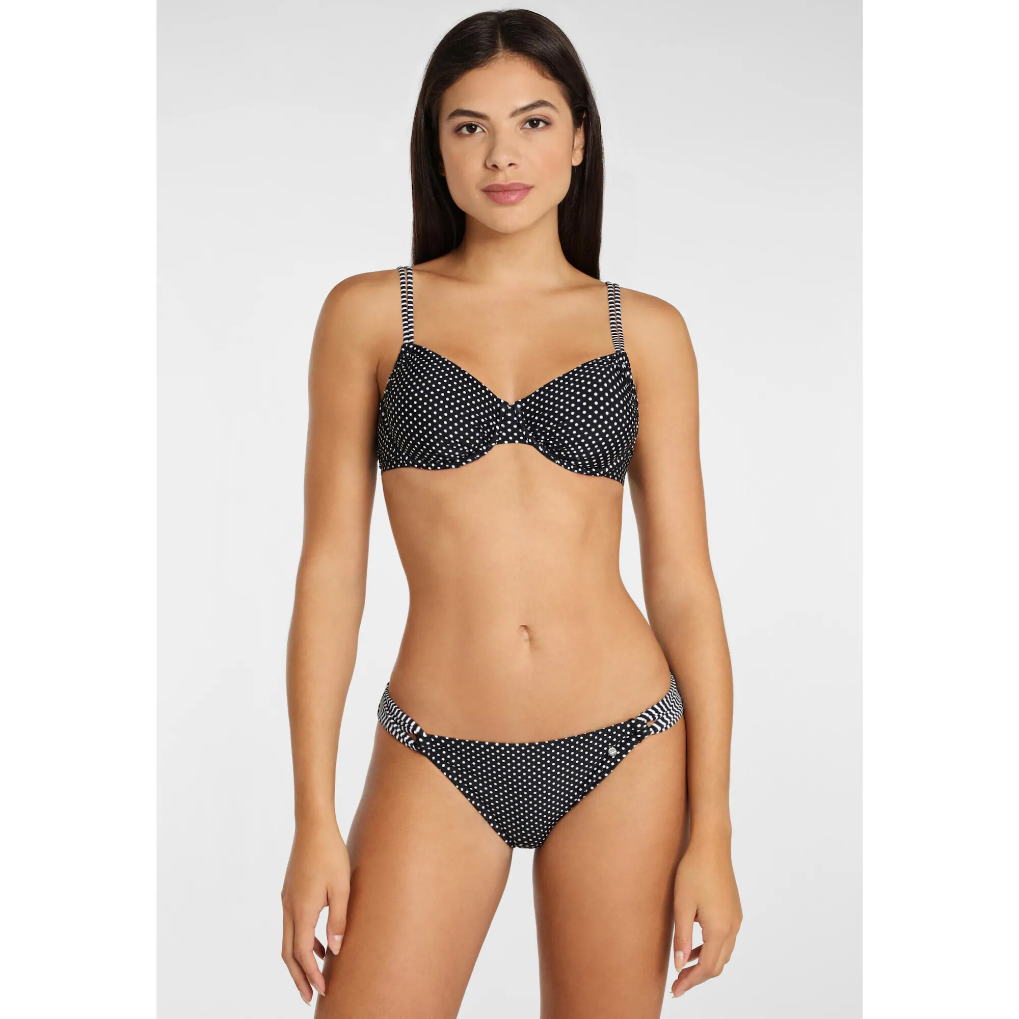 s.Oliver Sutien costum de baie 'Avni' negru - Pled.ro